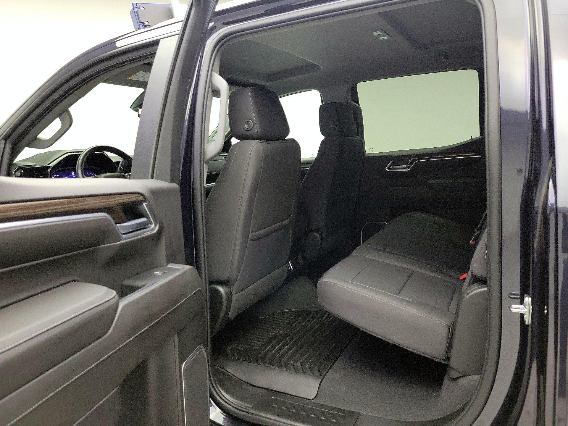 Thumbnail: 2022 Chevrolet Silverado 1500 - 20