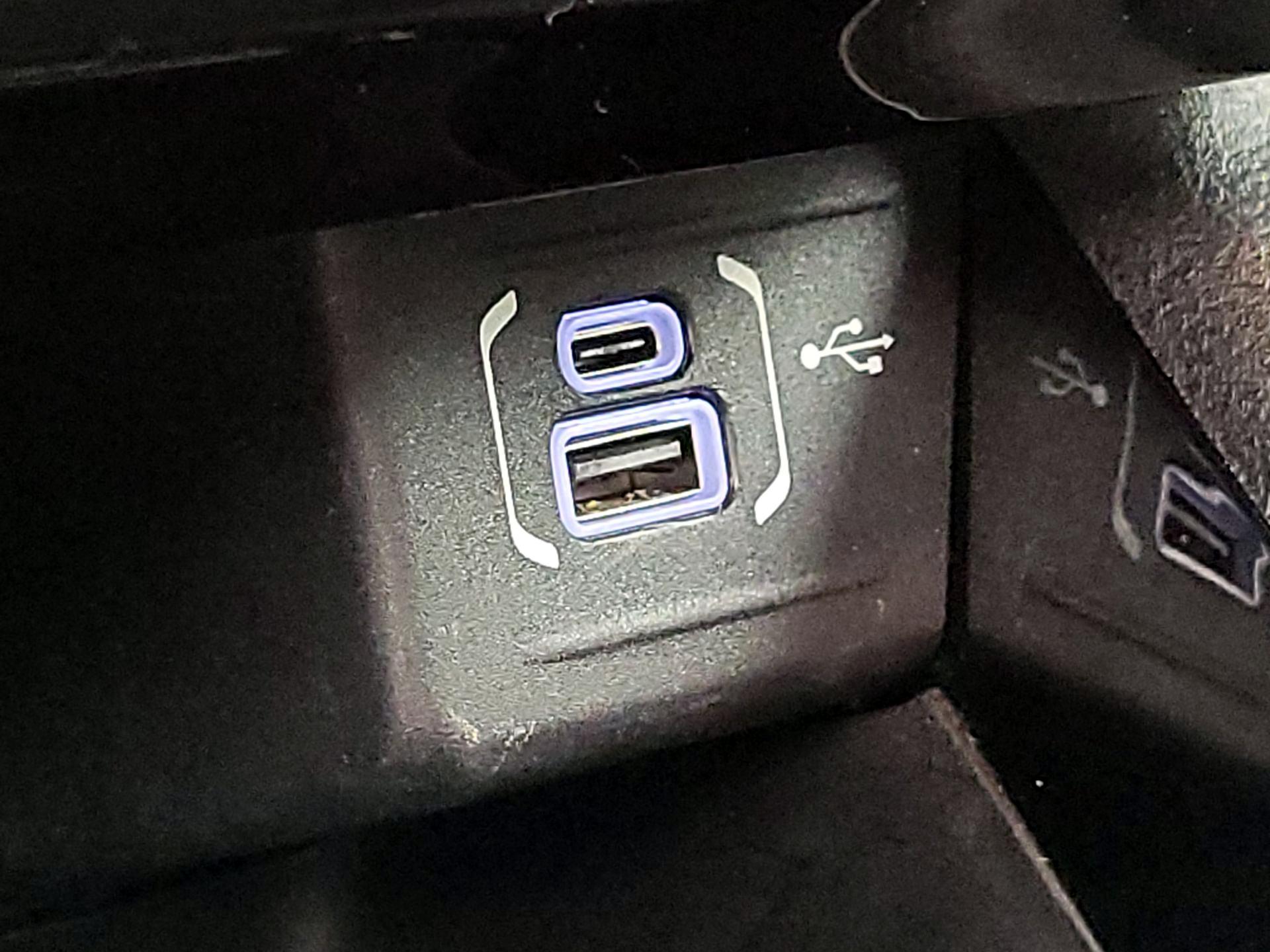 Thumbnail: 2022 Jeep Compass - 18