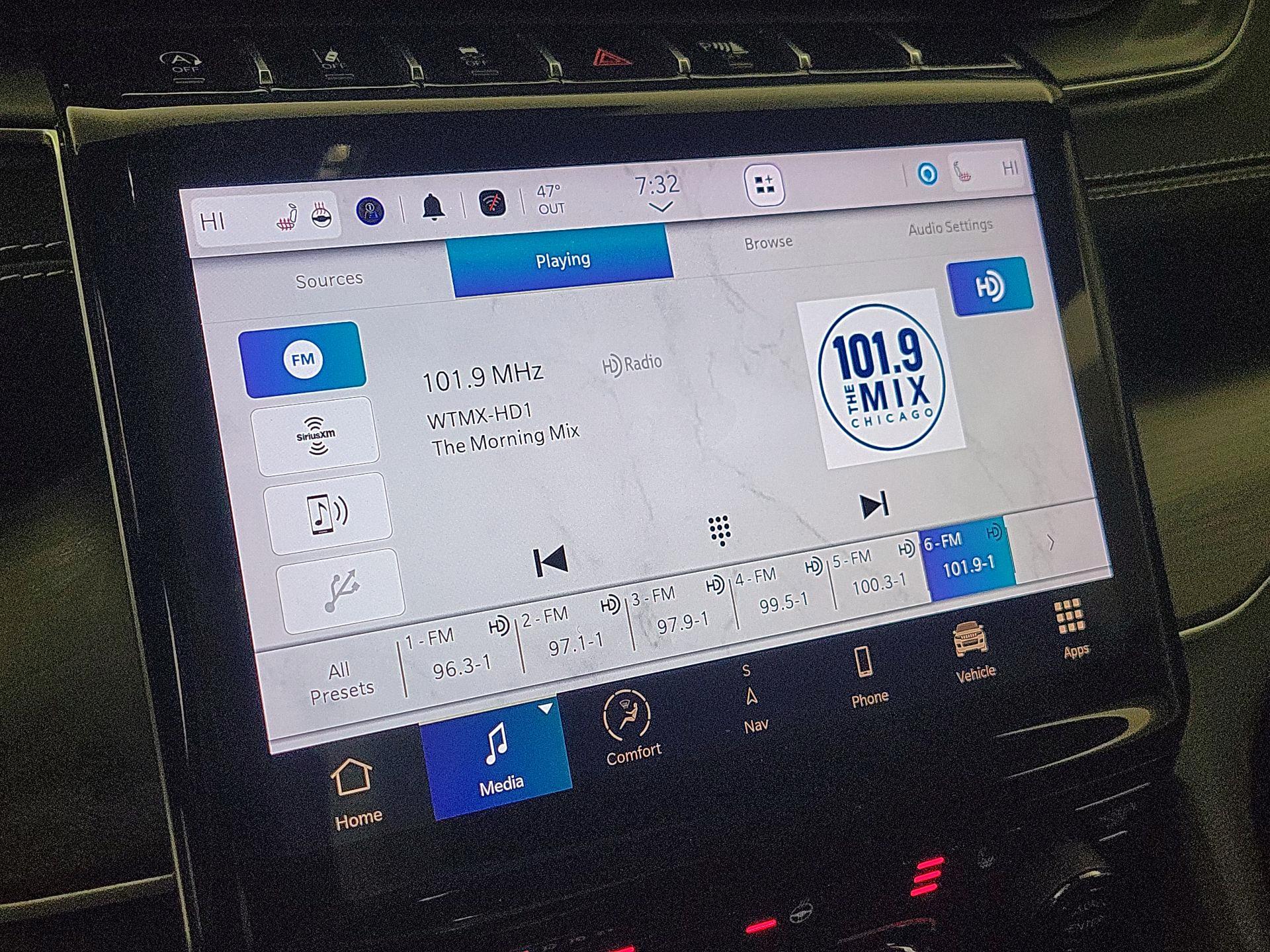 Thumbnail: 2023 Jeep Grand Cherokee - 16