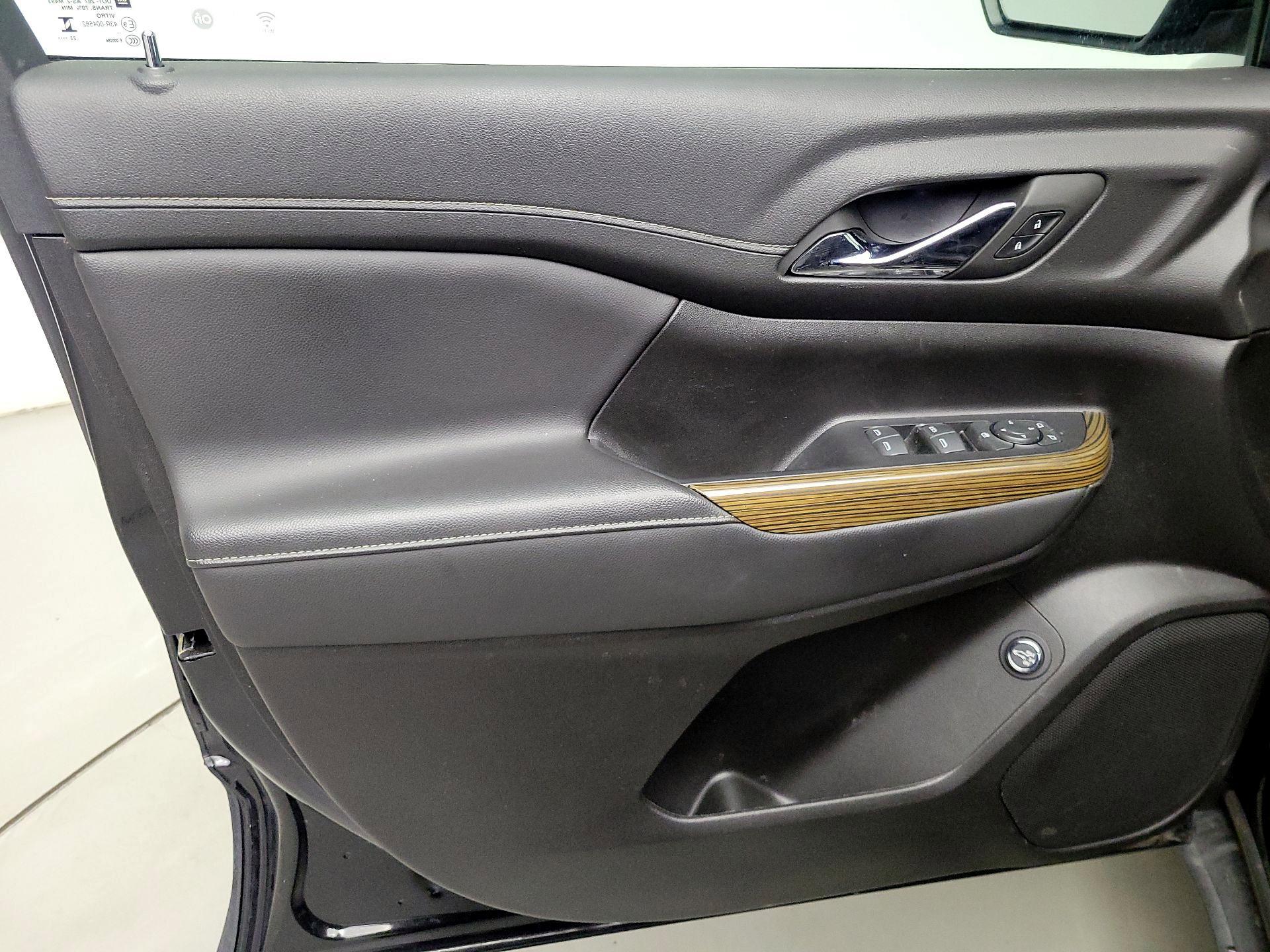 Thumbnail: 2023 GMC Acadia - 12