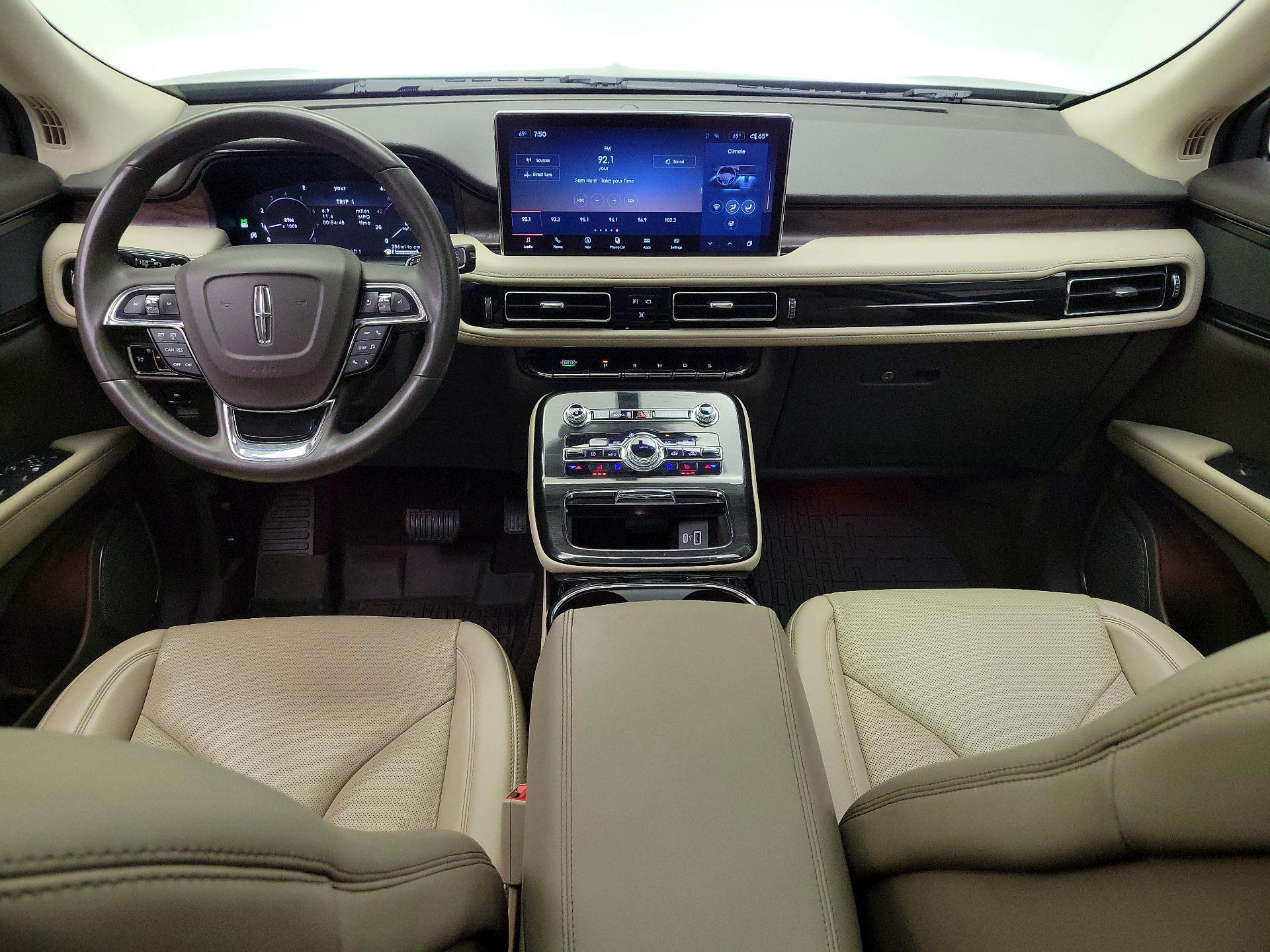 Thumbnail: 2023 Lincoln Nautilus - 9