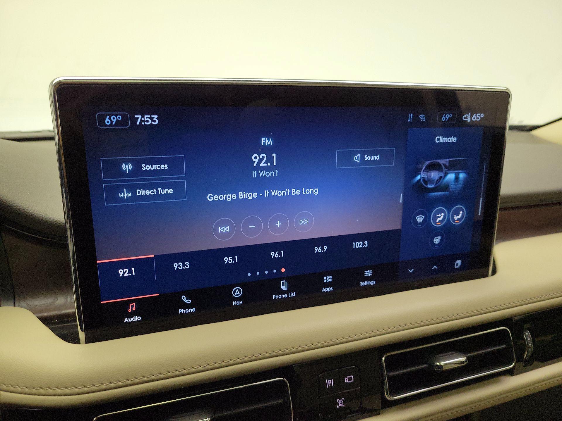 Thumbnail: 2023 Lincoln Nautilus - 16