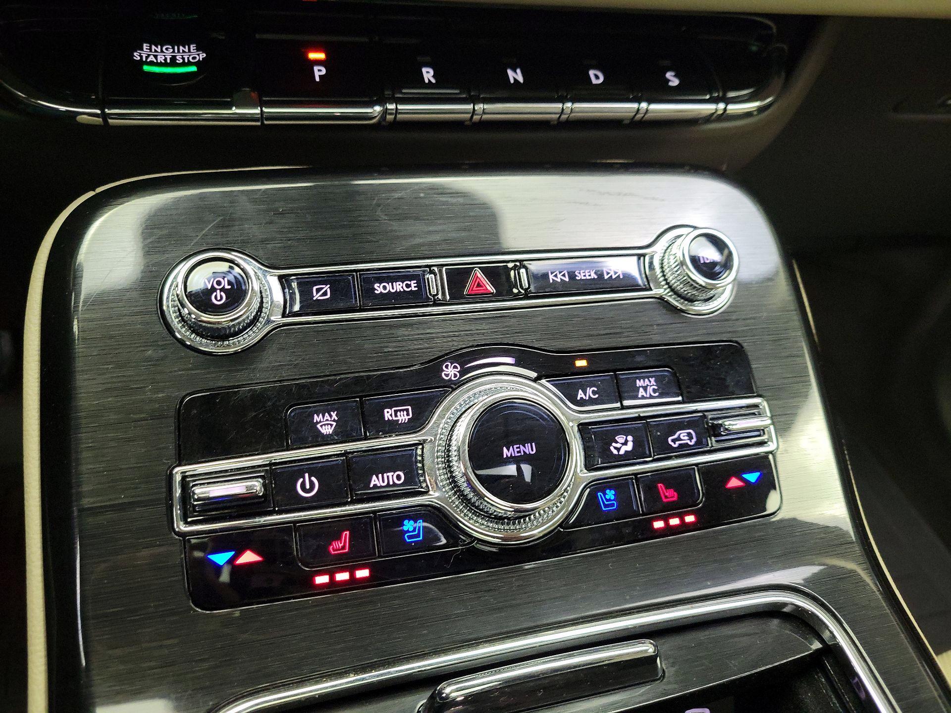 Thumbnail: 2023 Lincoln Nautilus - 17