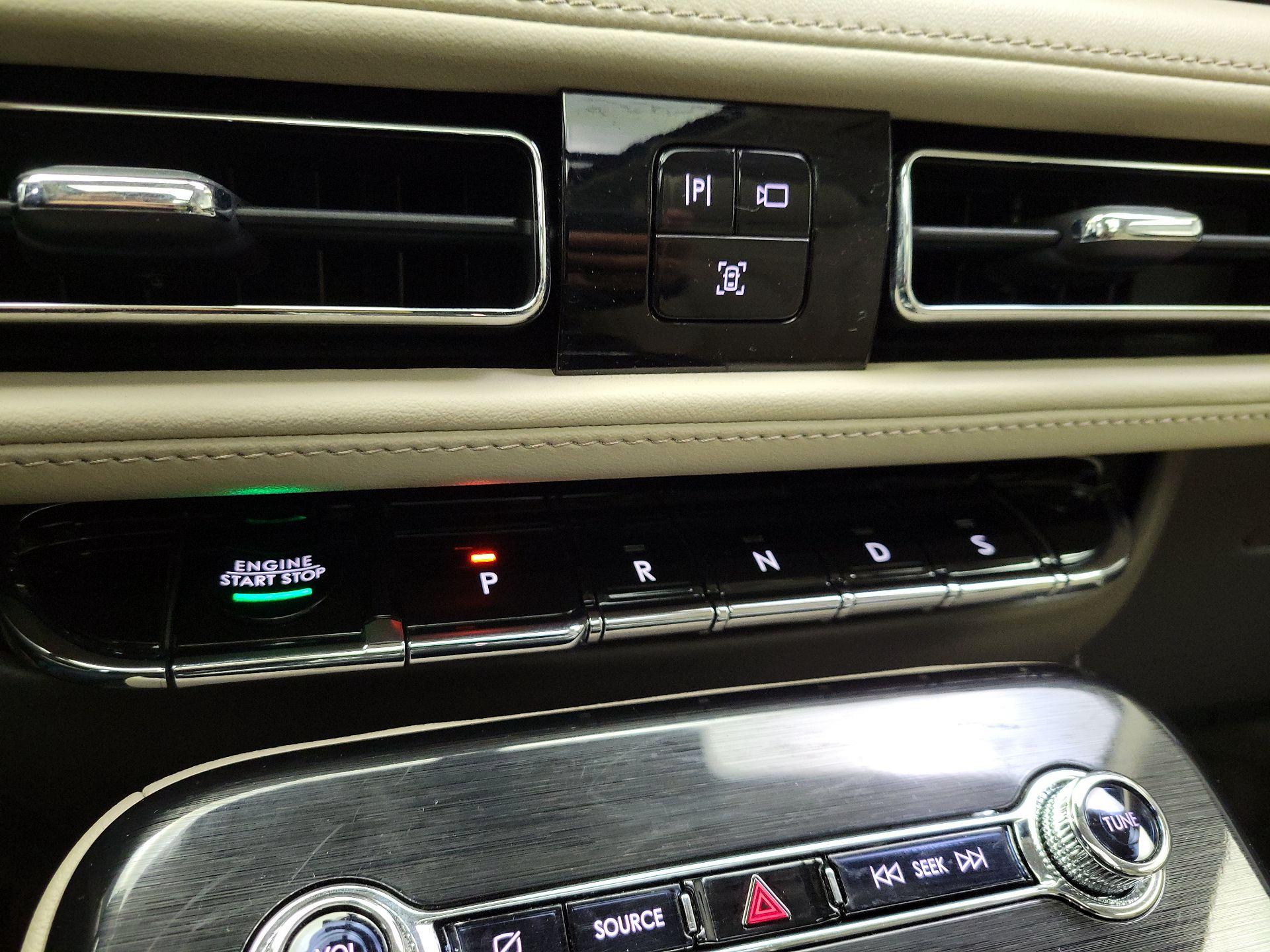 Thumbnail: 2023 Lincoln Nautilus - 18