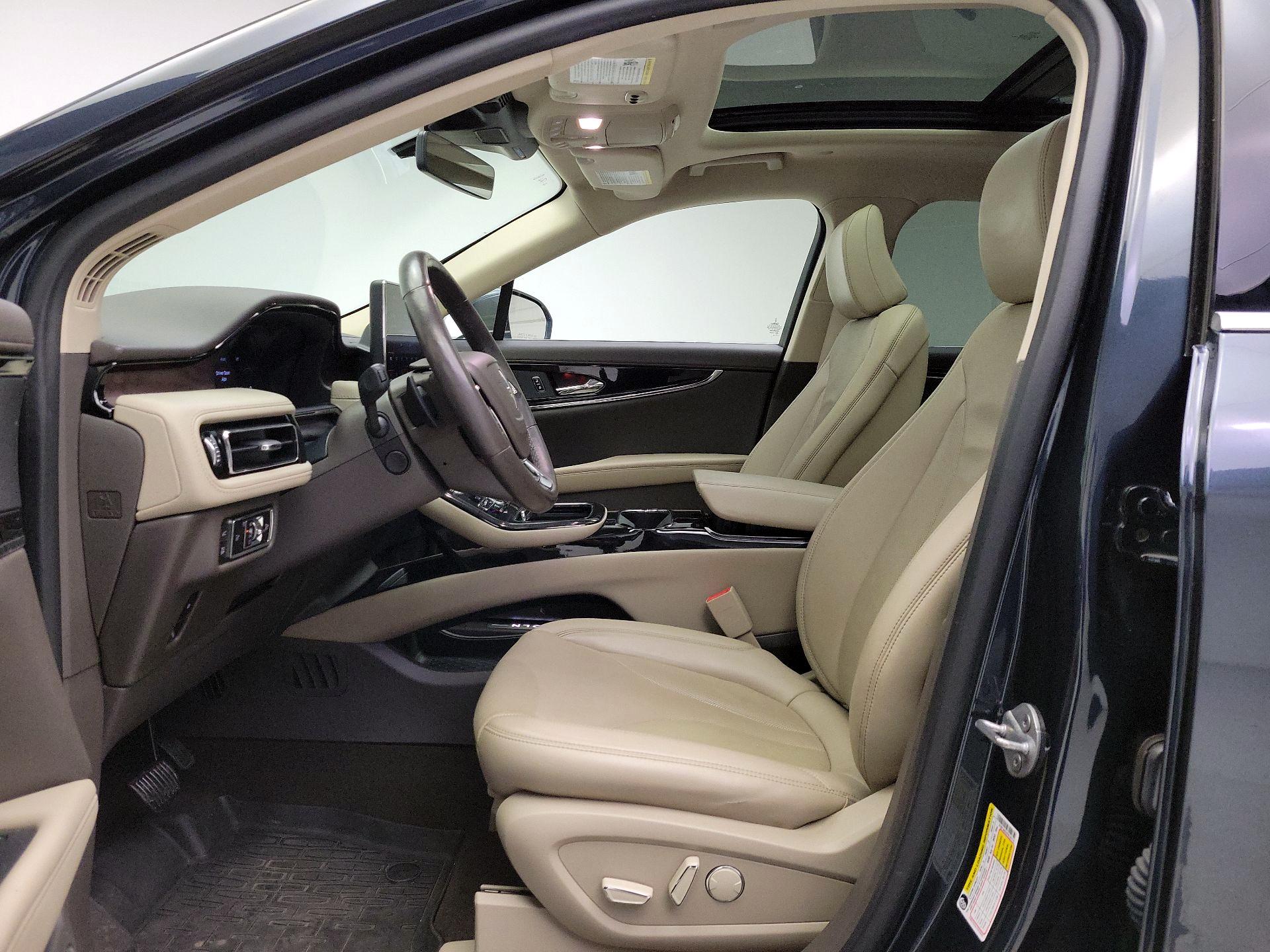 Thumbnail: 2023 Lincoln Nautilus - 20