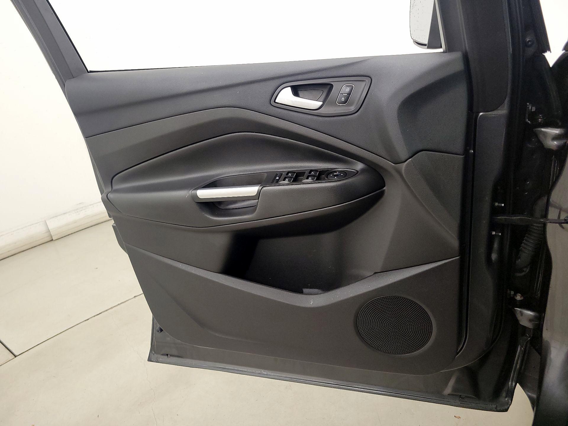 Thumbnail: 2017 Ford Escape - 12