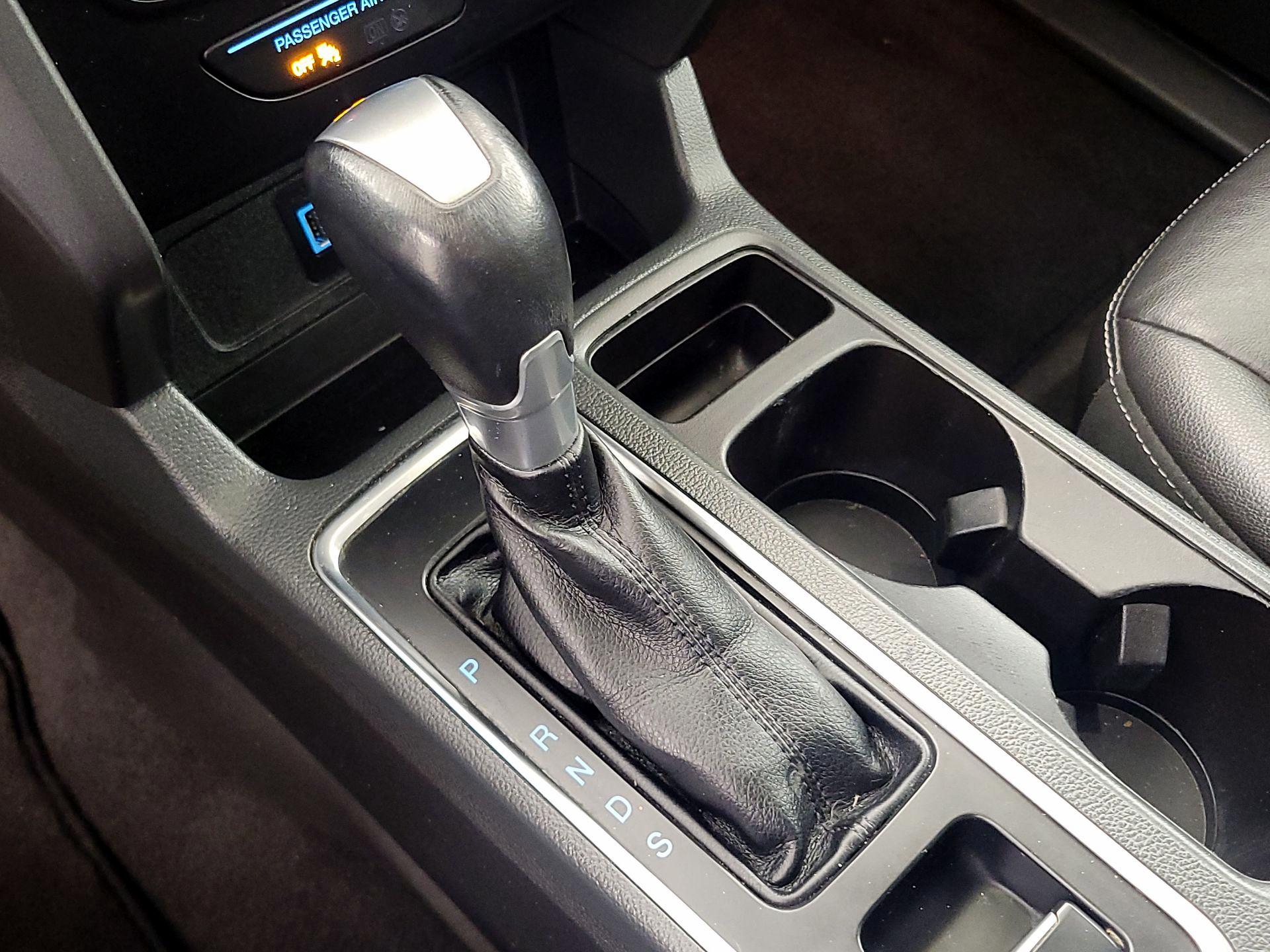 Thumbnail: 2017 Ford Escape - 17