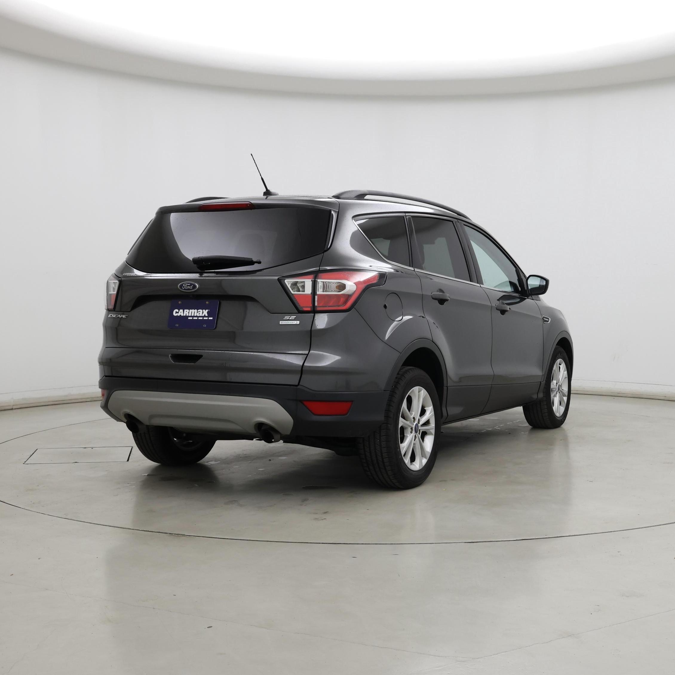 Thumbnail: 2017 Ford Escape - 8