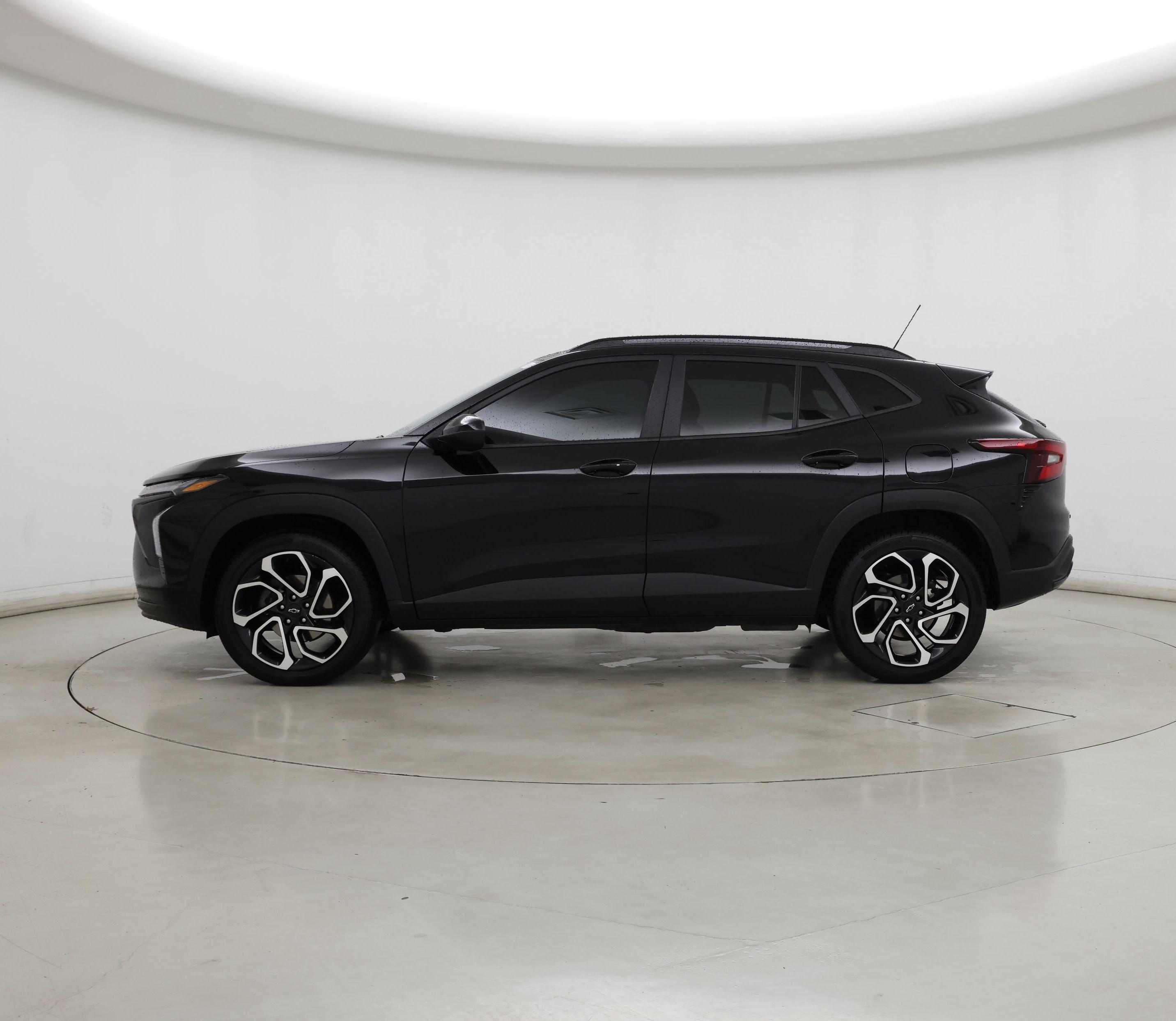 Thumbnail: 2024 Chevrolet Trax - 3