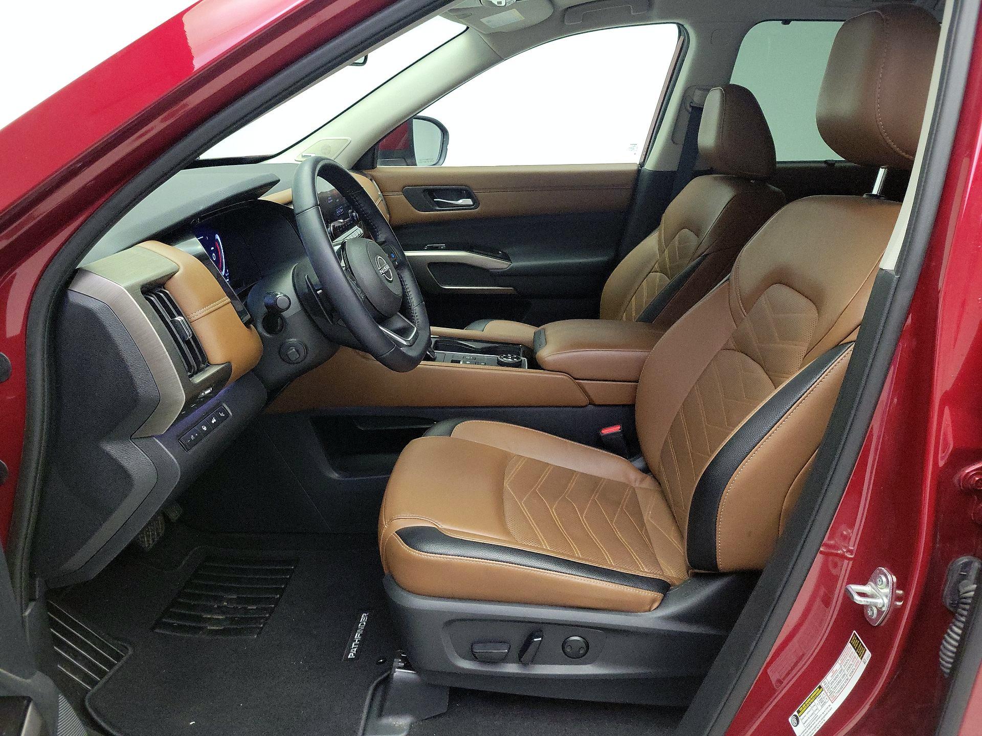 Thumbnail: 2024 Nissan Pathfinder - 11