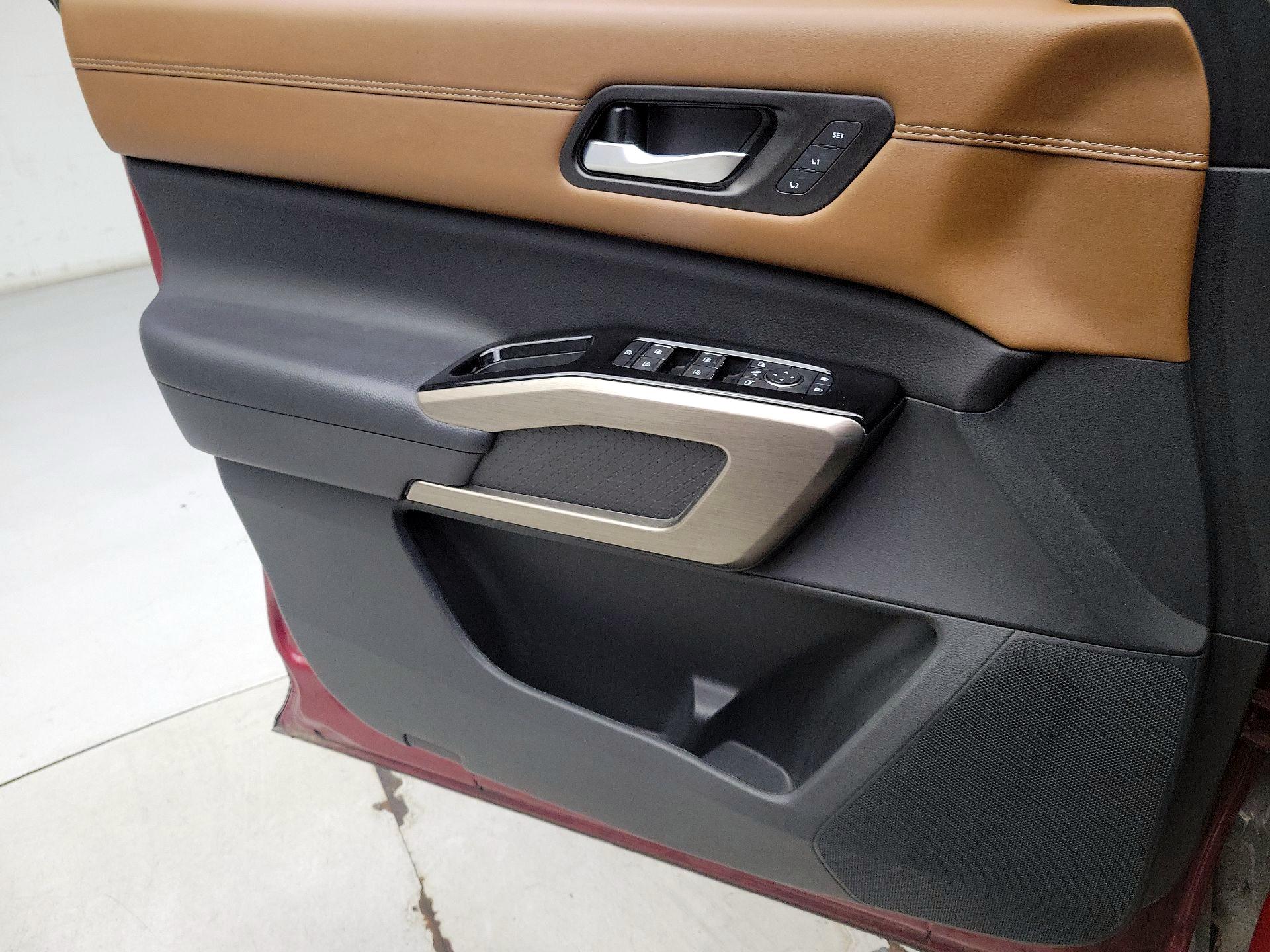 Thumbnail: 2024 Nissan Pathfinder - 12