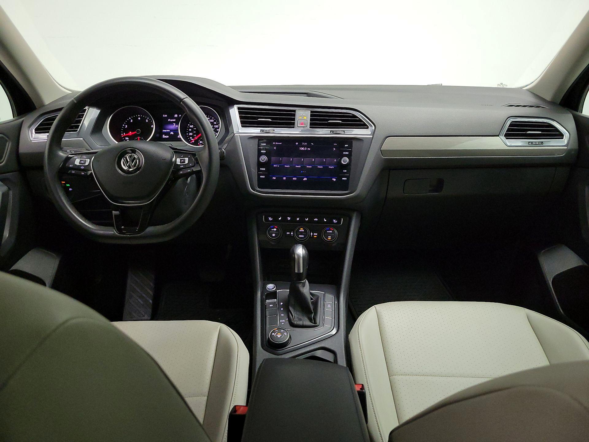 Thumbnail: 2020 Volkswagen Tiguan - 9