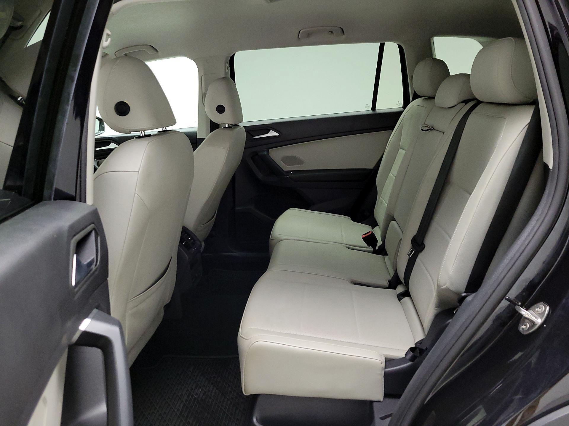 Thumbnail: 2020 Volkswagen Tiguan - 18