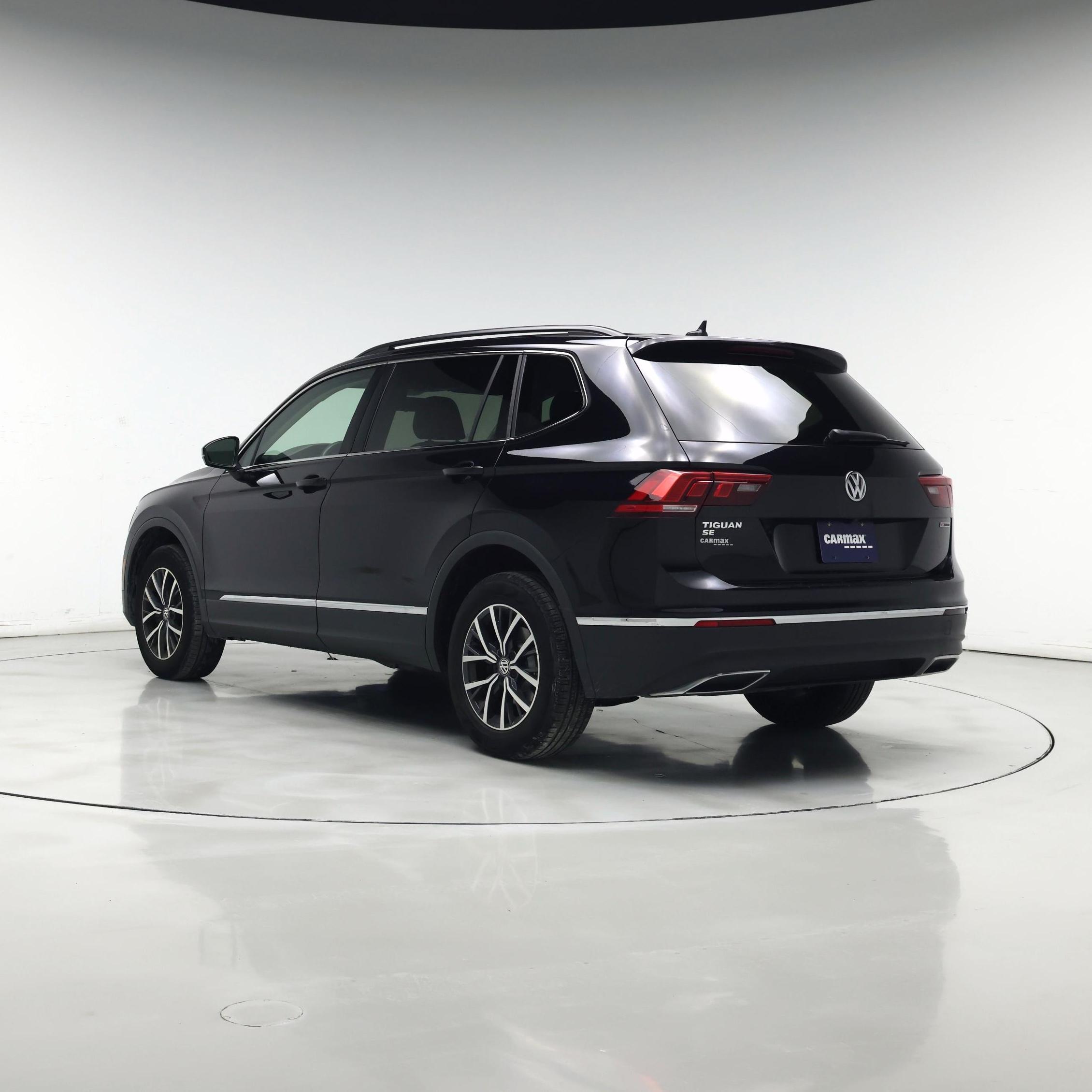 Thumbnail: 2020 Volkswagen Tiguan - 2