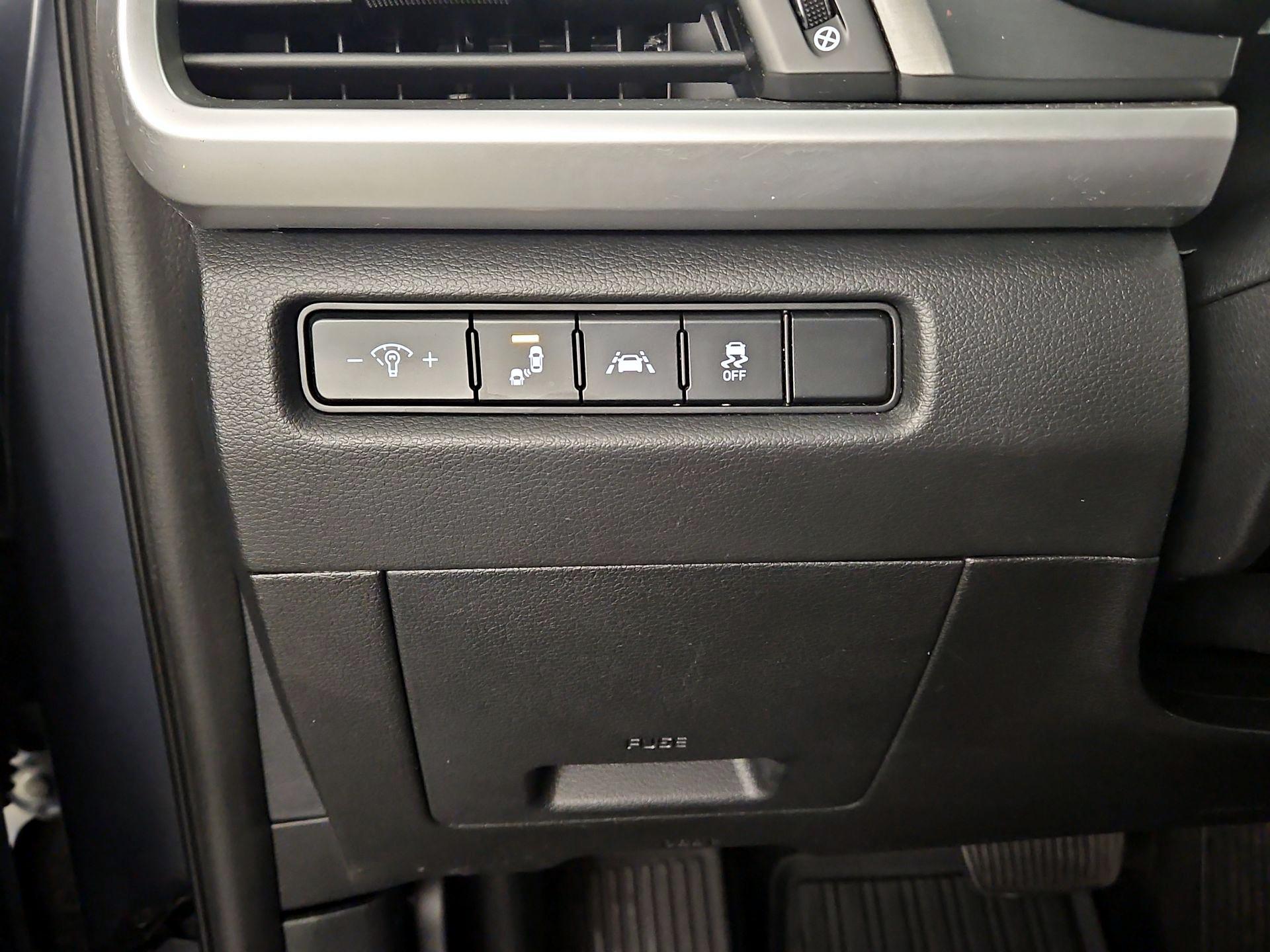 Thumbnail: 2020 Kia Telluride - 13