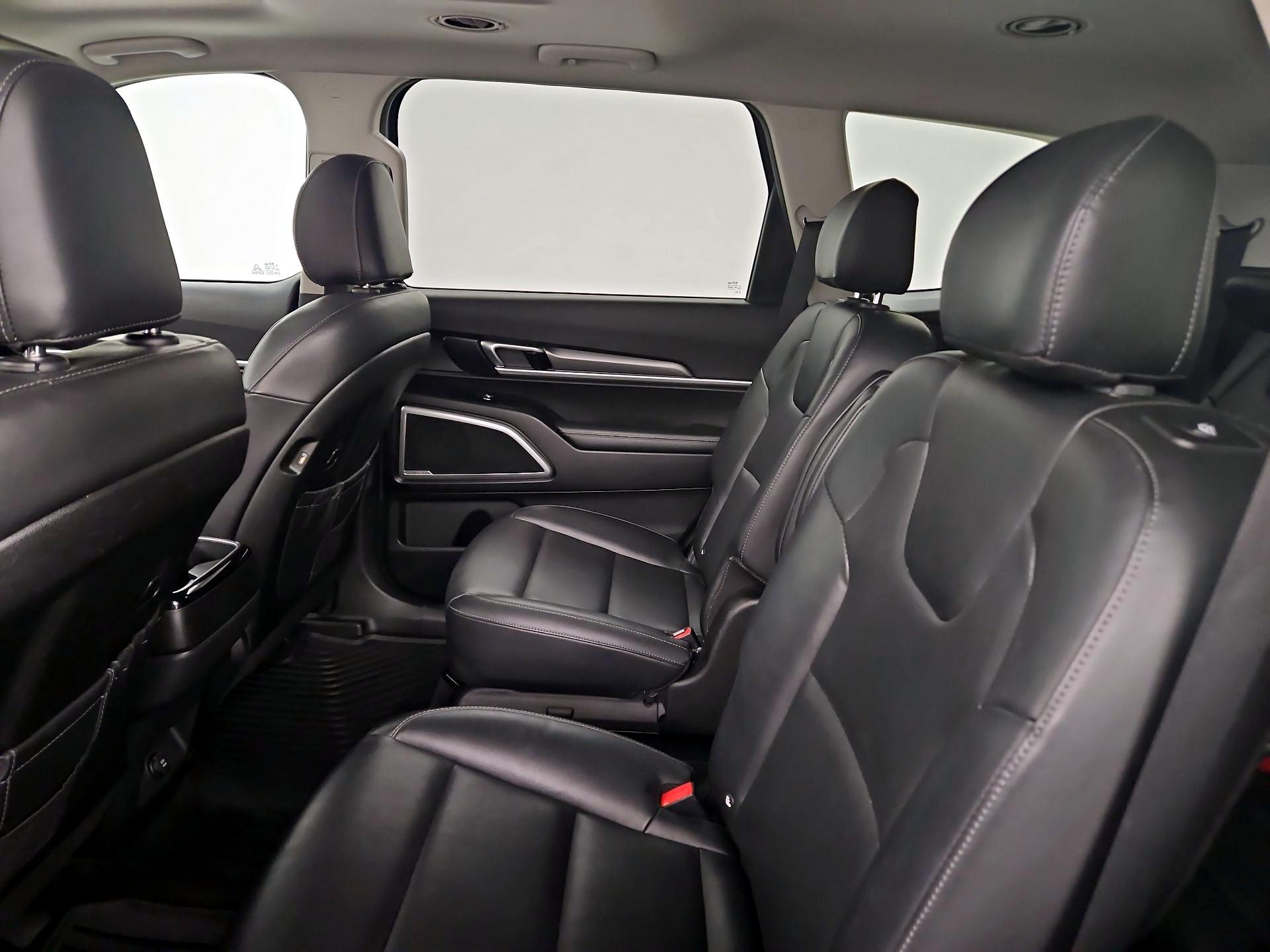 Thumbnail: 2020 Kia Telluride - 20