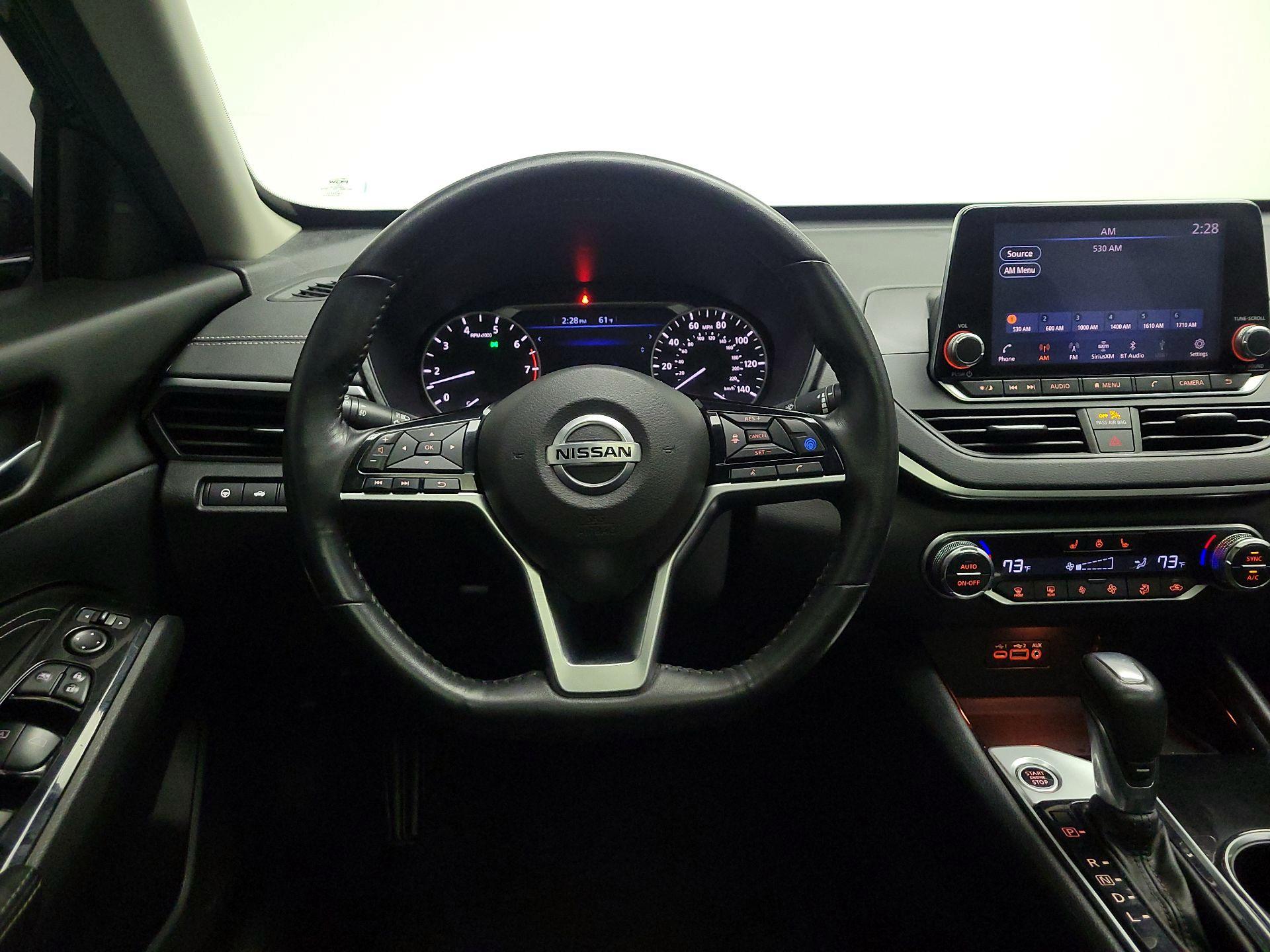 Thumbnail: 2020 Nissan Altima - 10