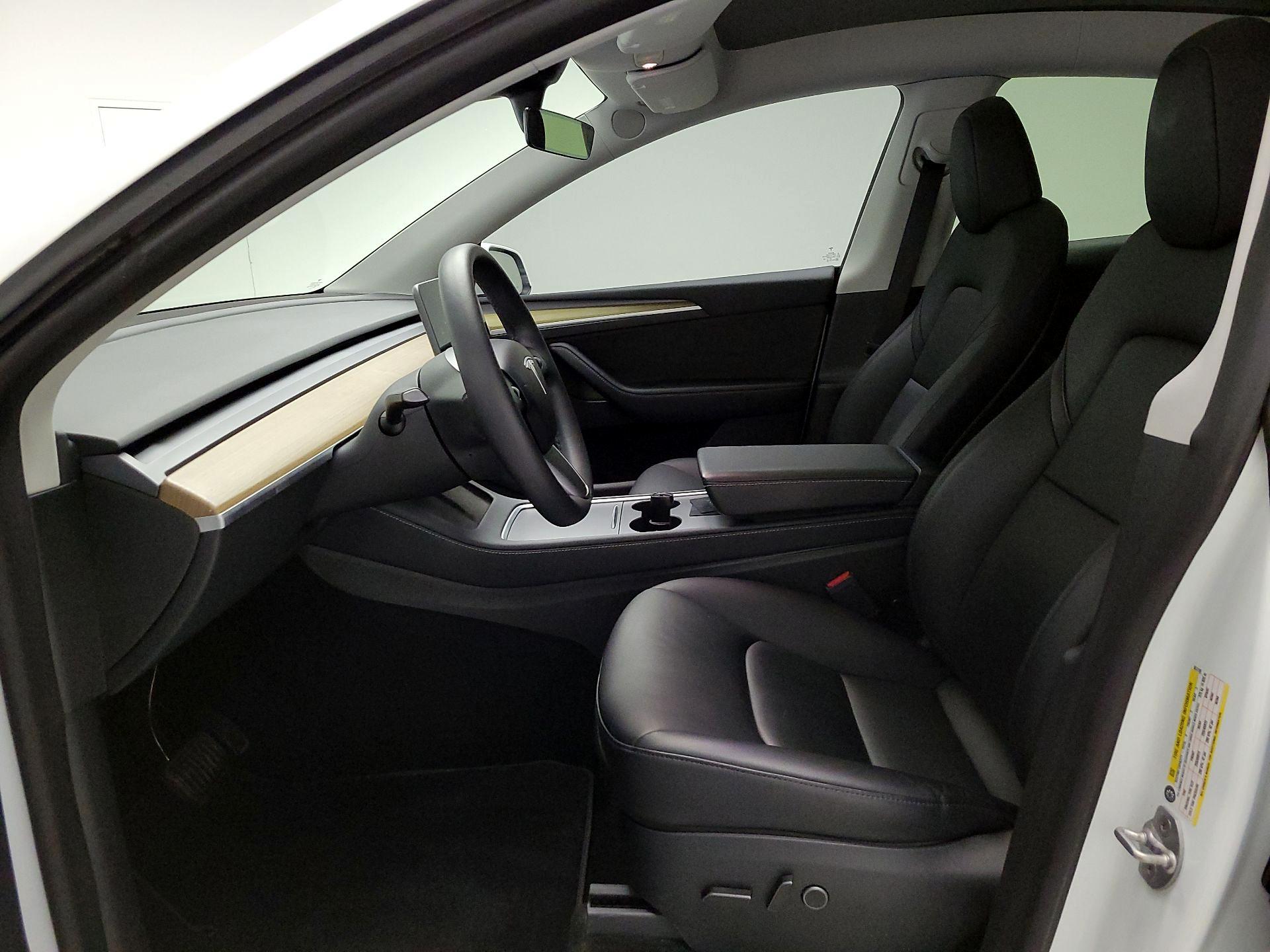 Thumbnail: 2023 Tesla Model Y - 11