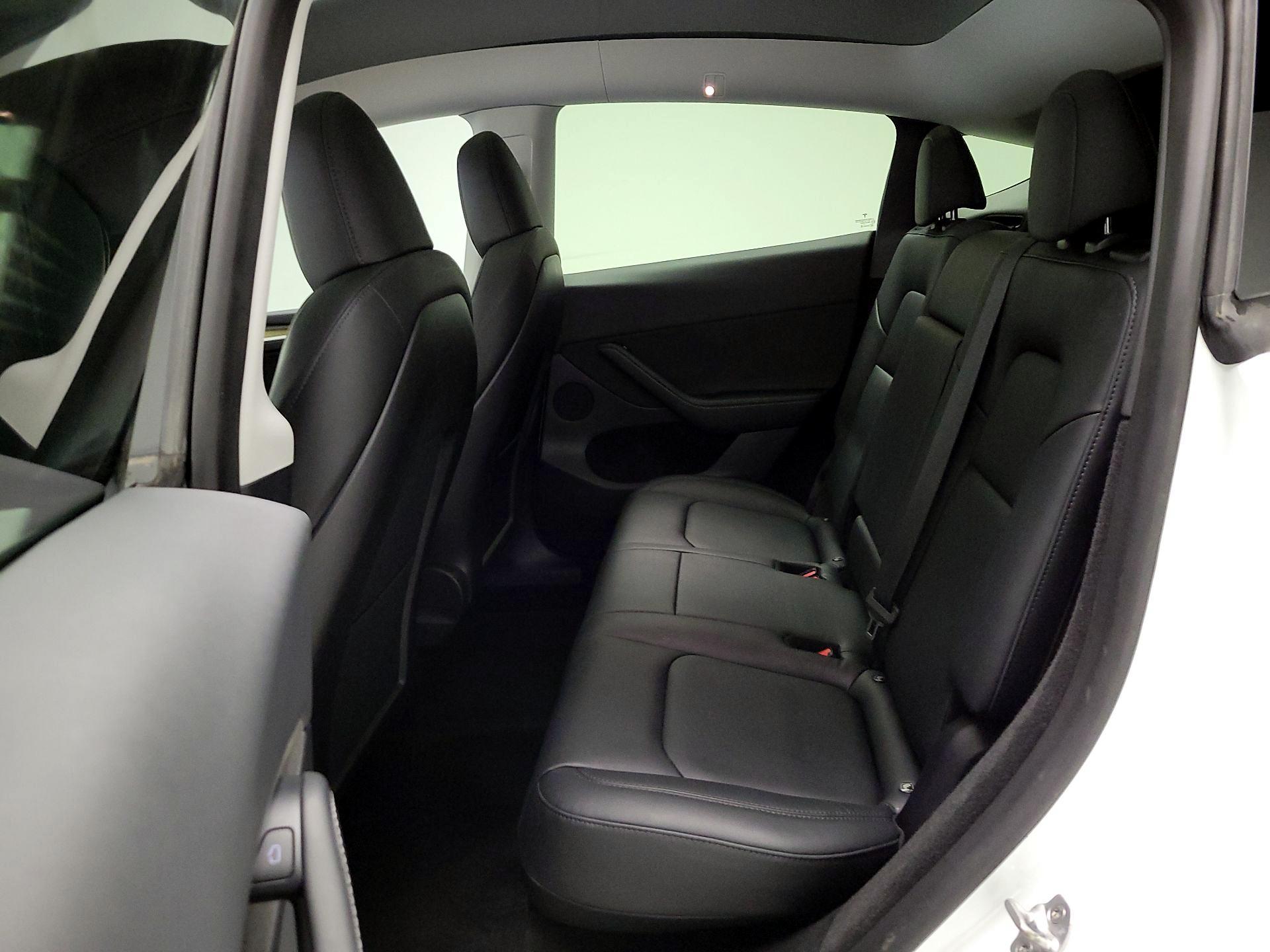 Thumbnail: 2023 Tesla Model Y - 18