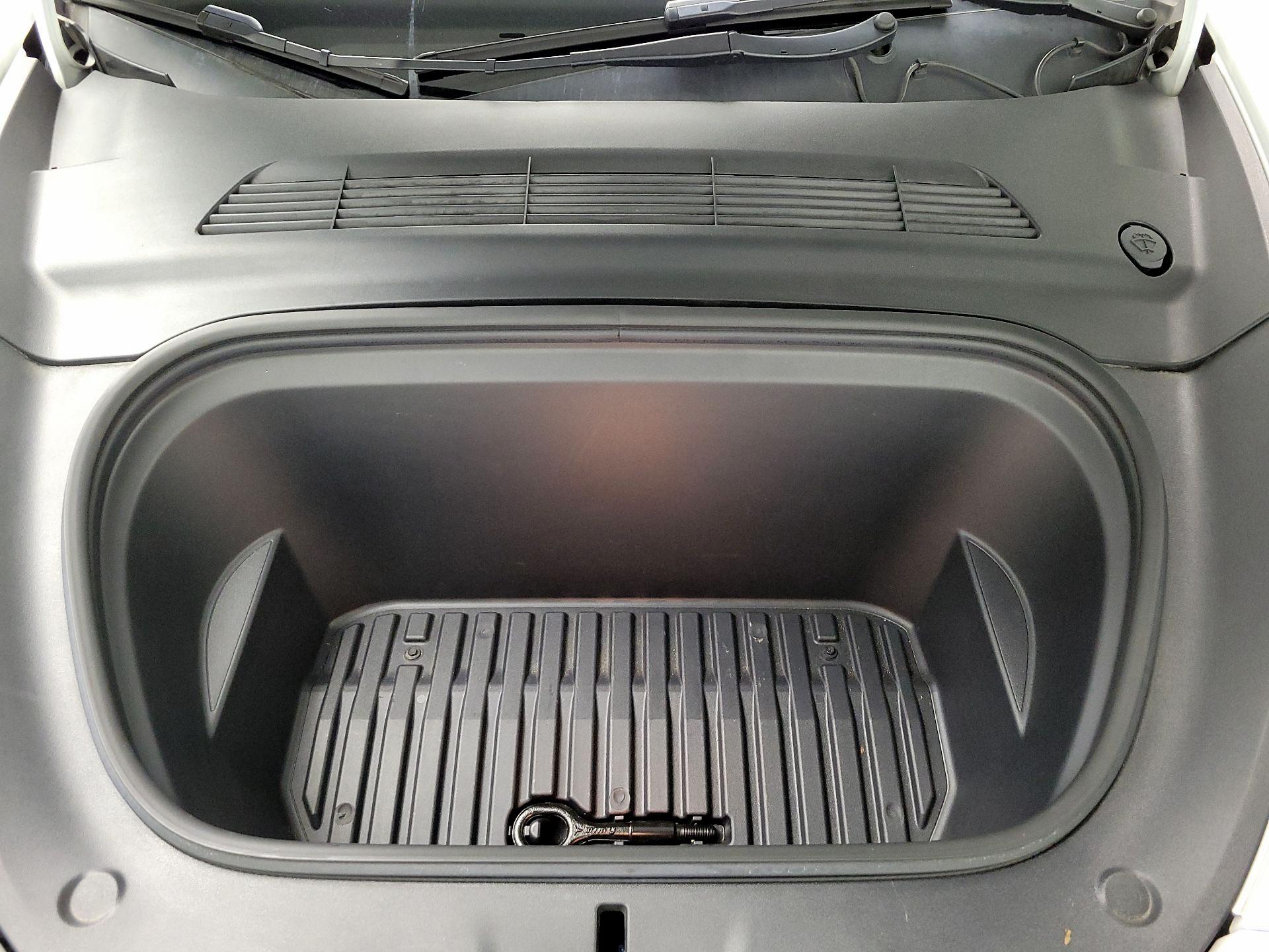 Thumbnail: 2023 Tesla Model Y - 20