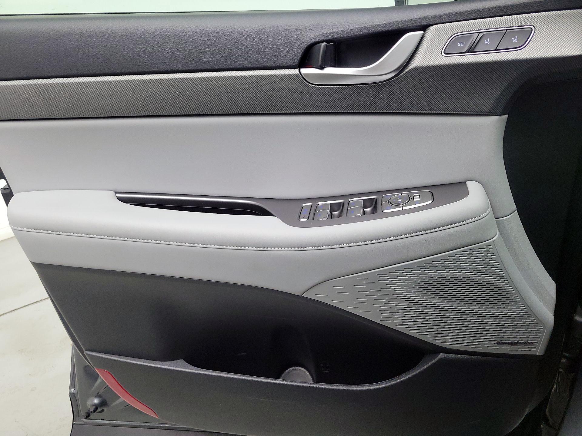 Thumbnail: 2023 Hyundai Palisade - 12