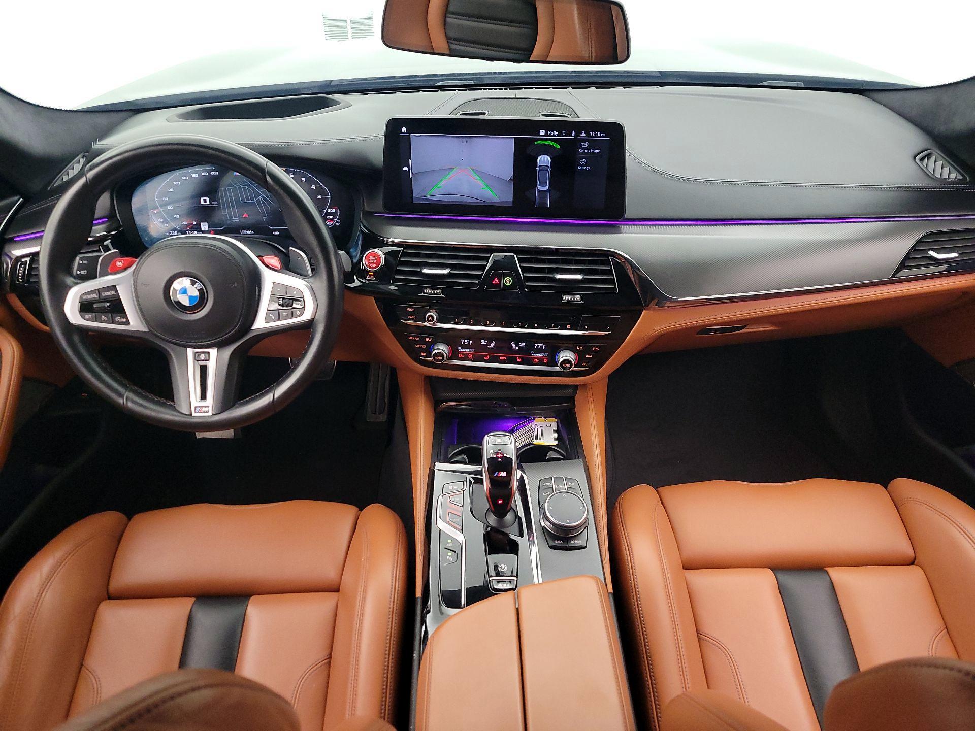 Thumbnail: 2021 BMW M5 - 9