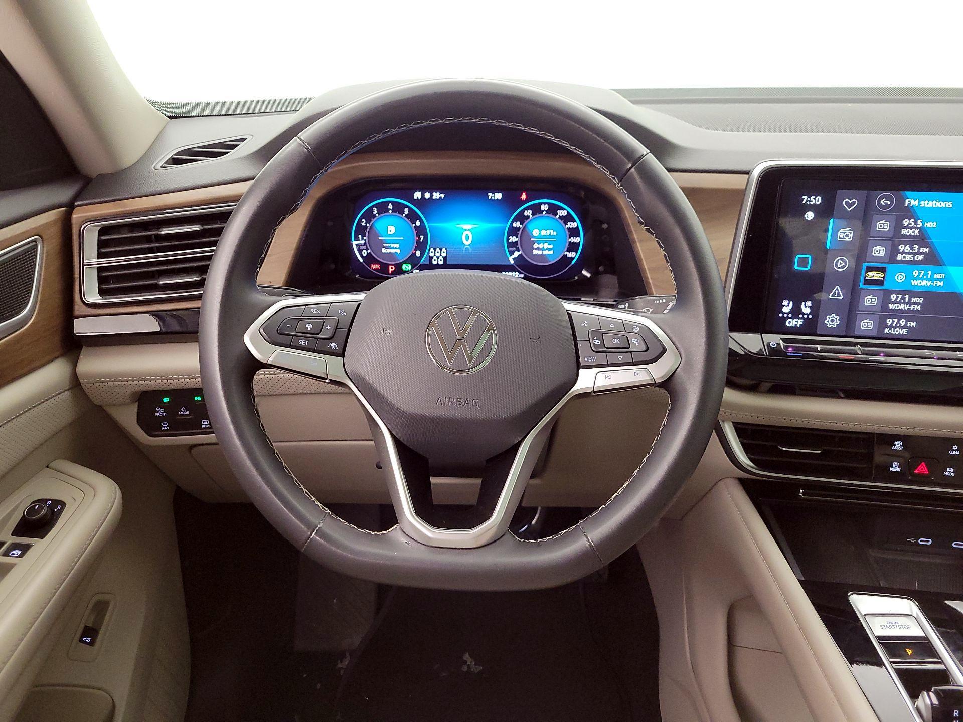 Thumbnail: 2024 Volkswagen Atlas - 10