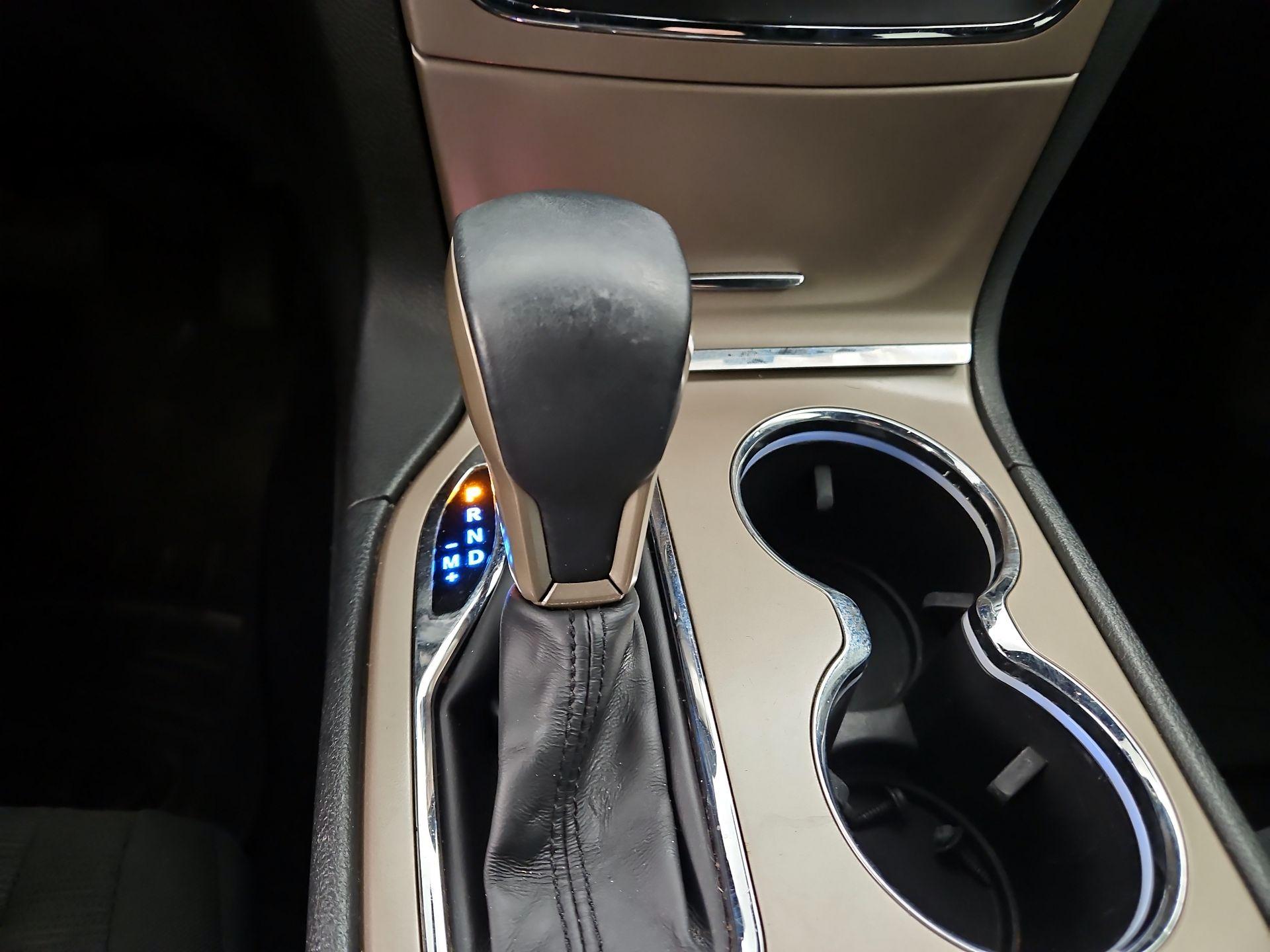 Thumbnail: 2017 Jeep Grand Cherokee - 17