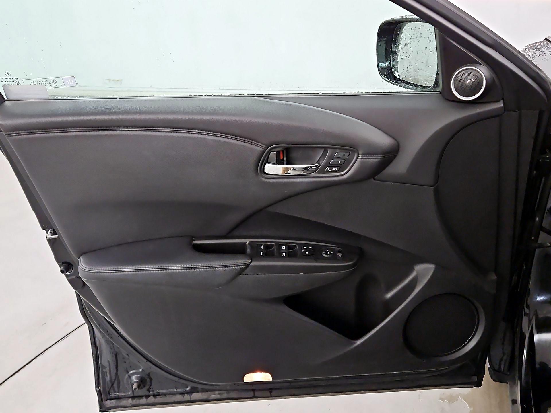 Thumbnail: 2015 Acura RDX - 12