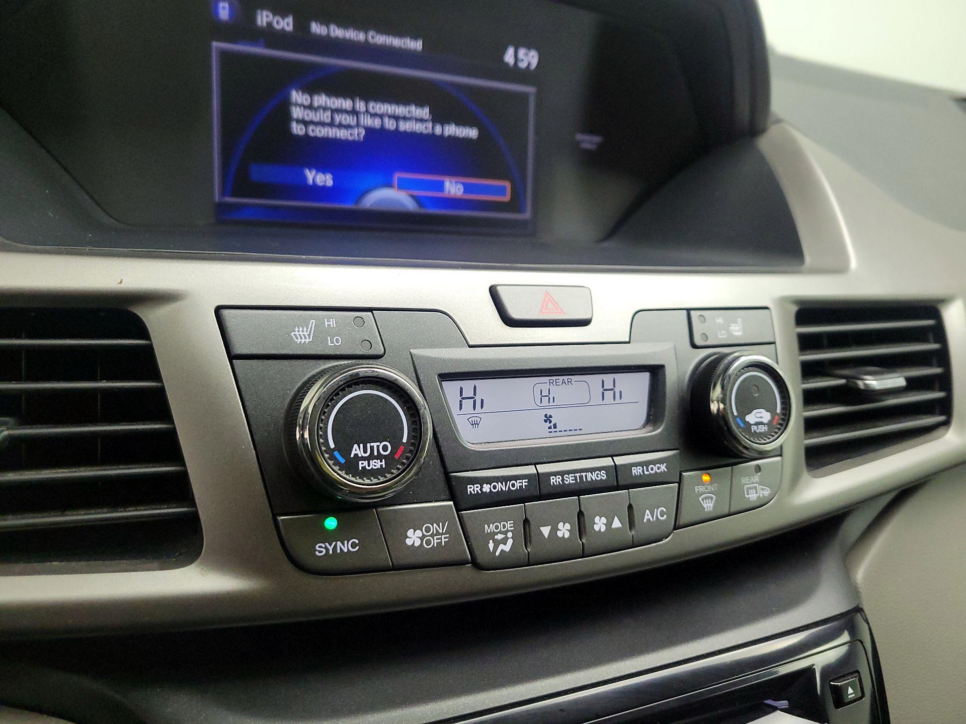 Thumbnail: 2016 Honda Odyssey - 16