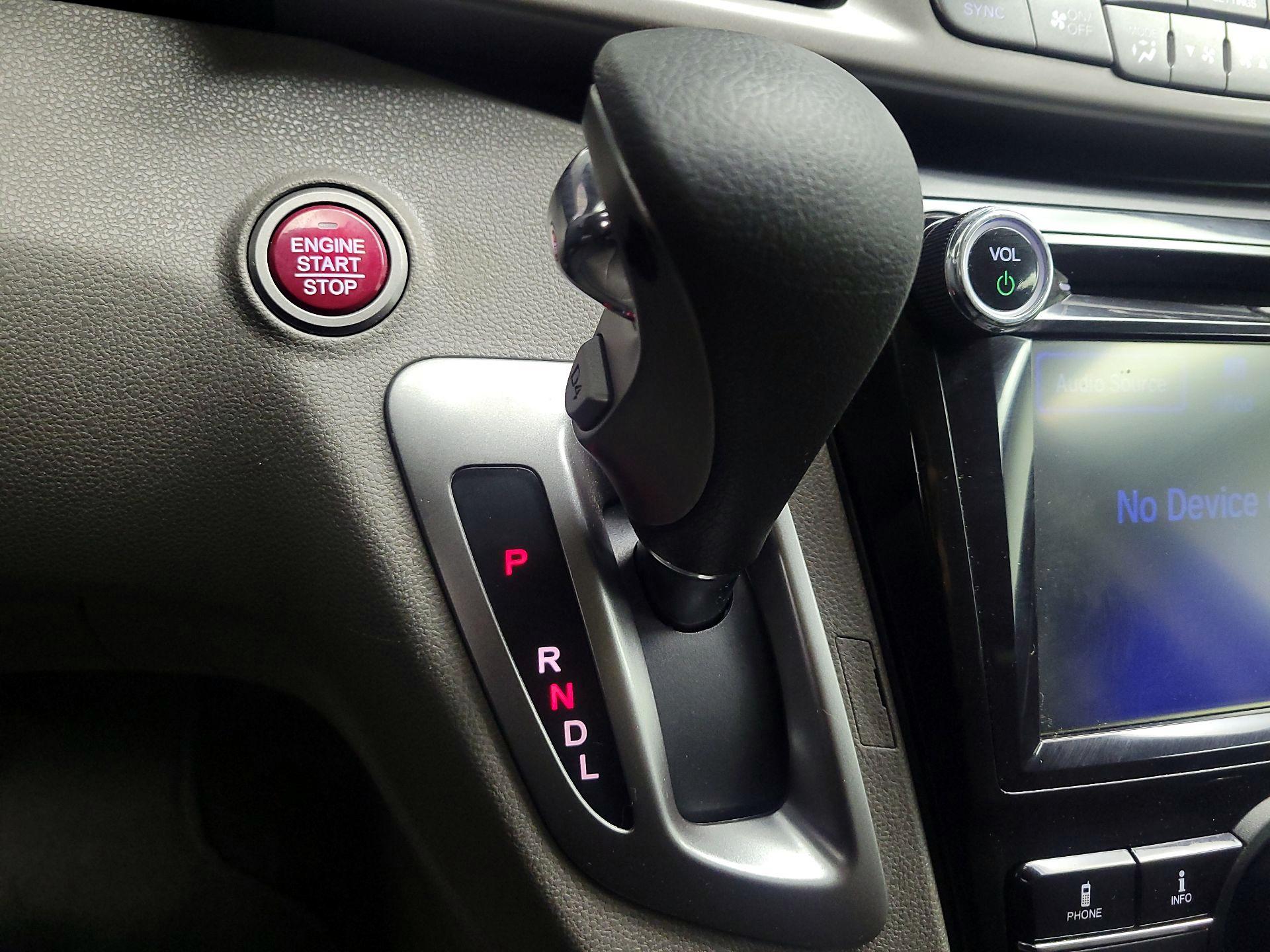 Thumbnail: 2016 Honda Odyssey - 17