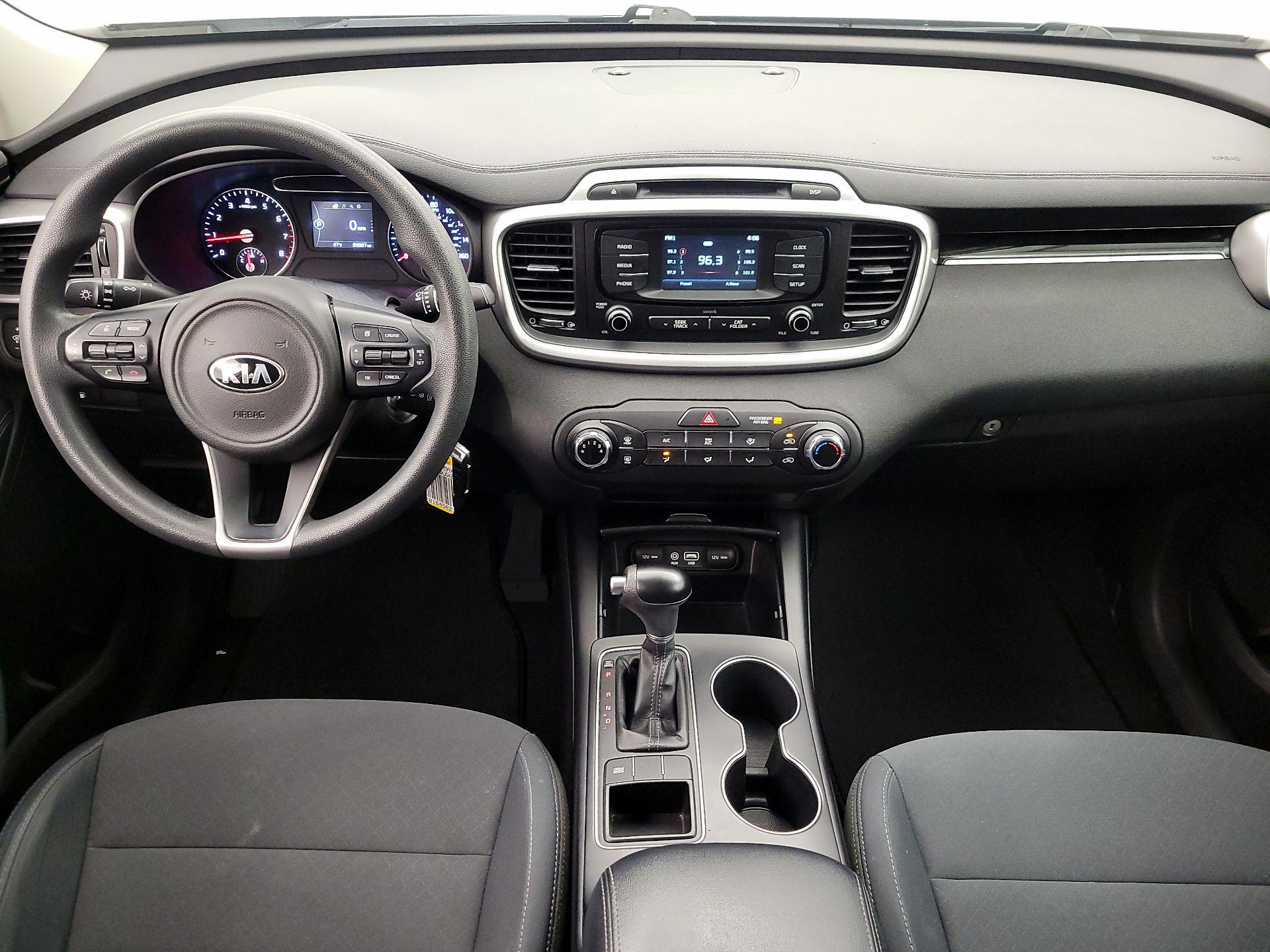 Thumbnail: 2018 Kia Sorento - 9