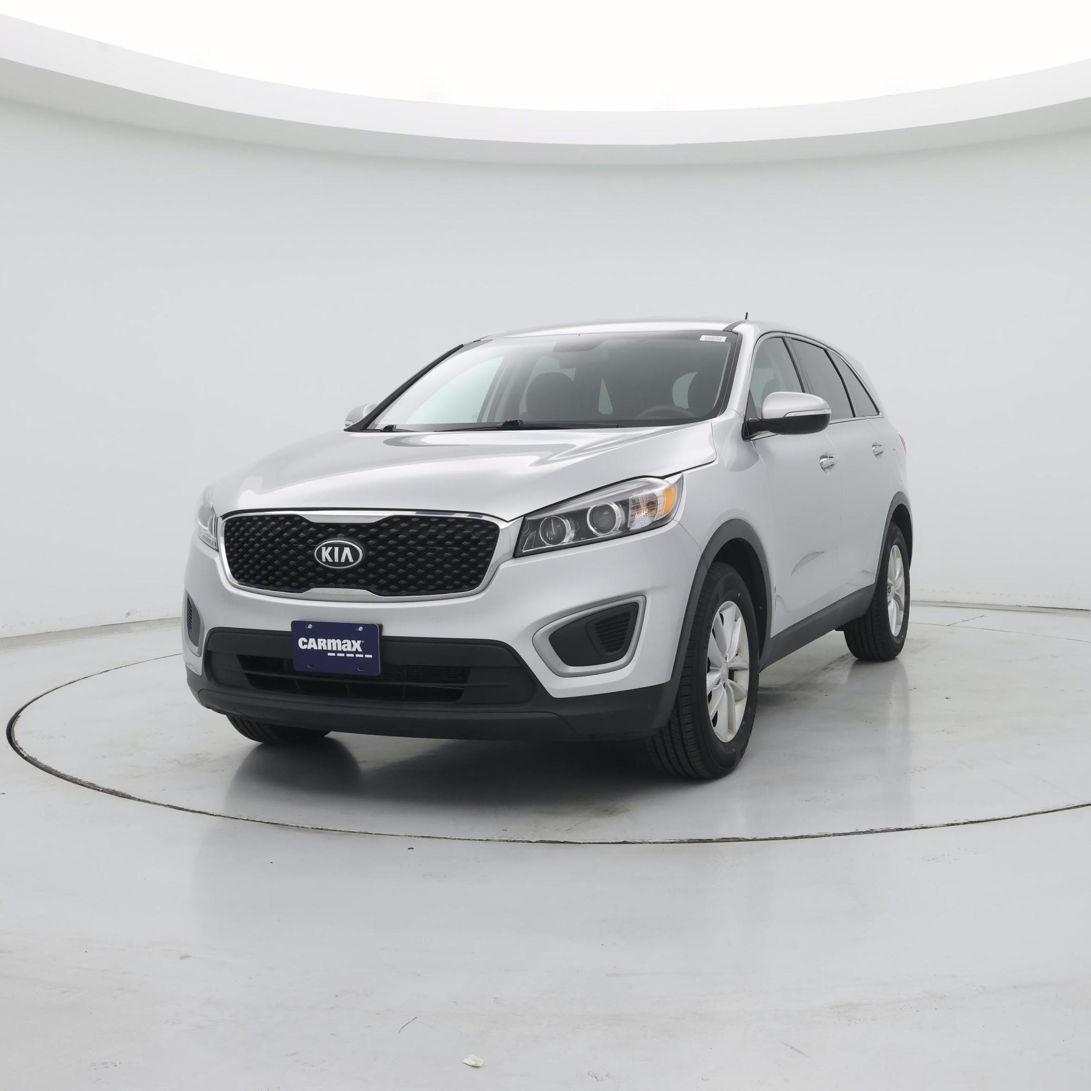 Thumbnail: 2018 Kia Sorento - 4