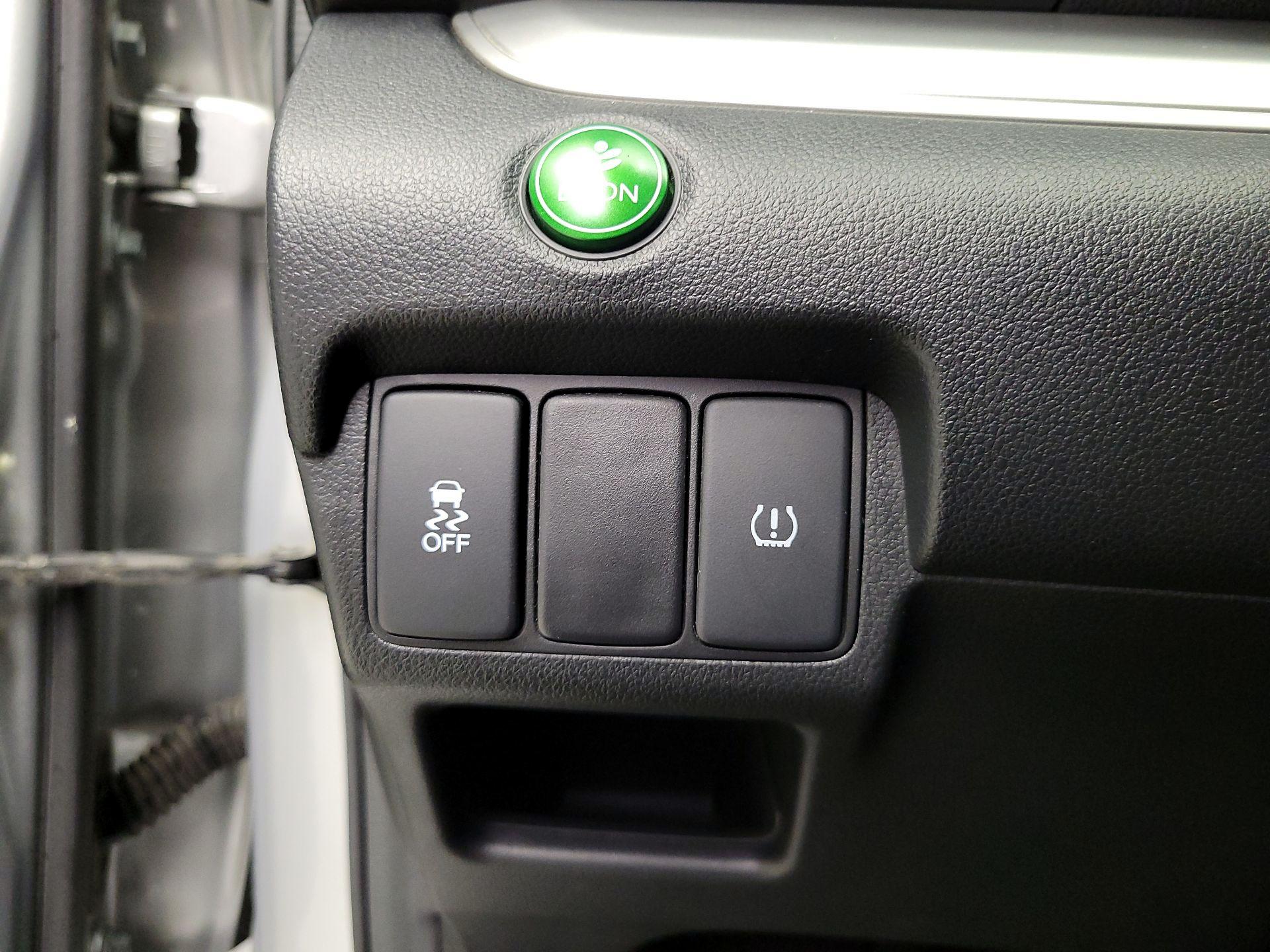 Thumbnail: 2016 Honda CR-V - 13