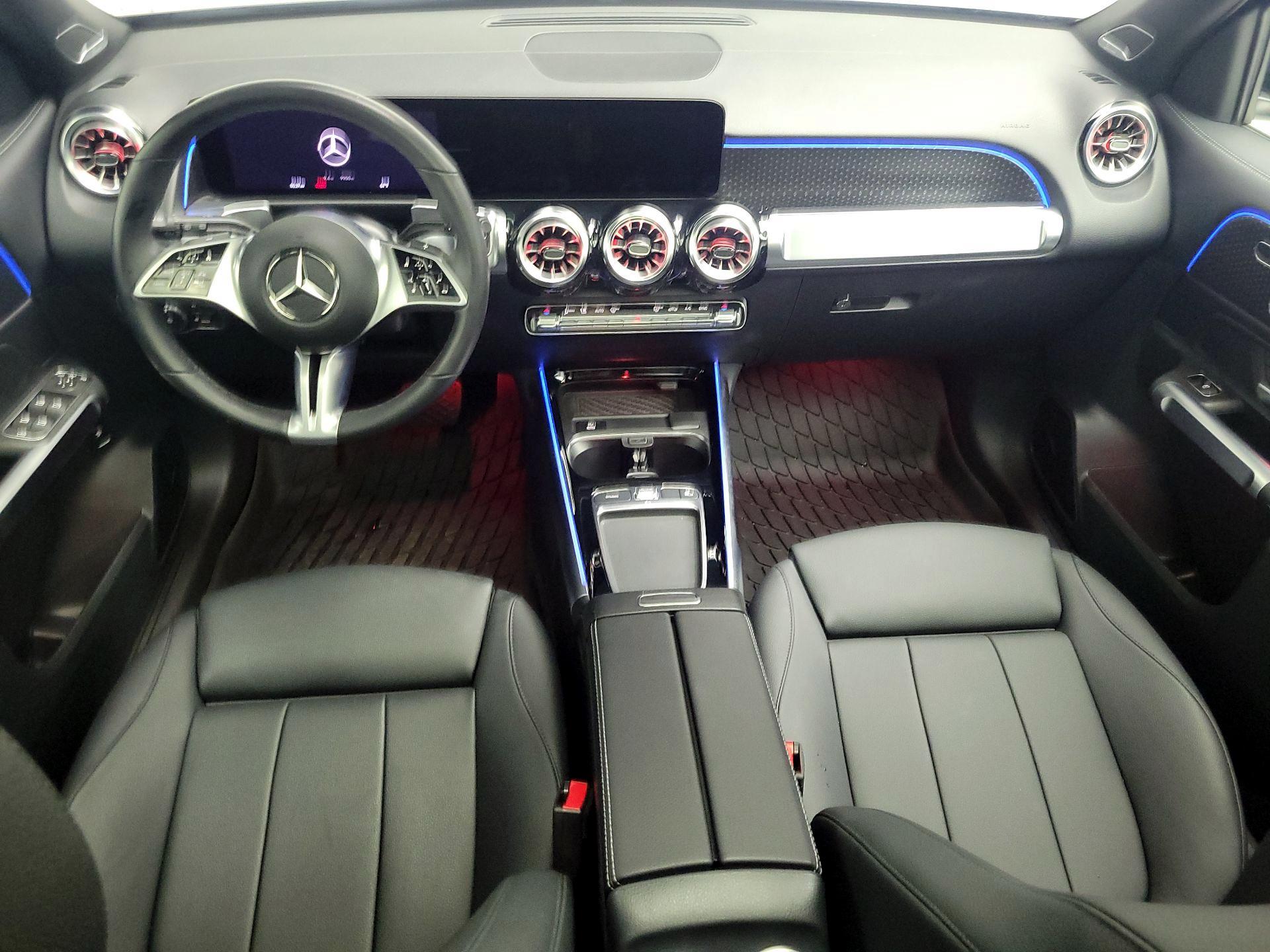 Thumbnail: 2024 Mercedes-Benz GLB - 9