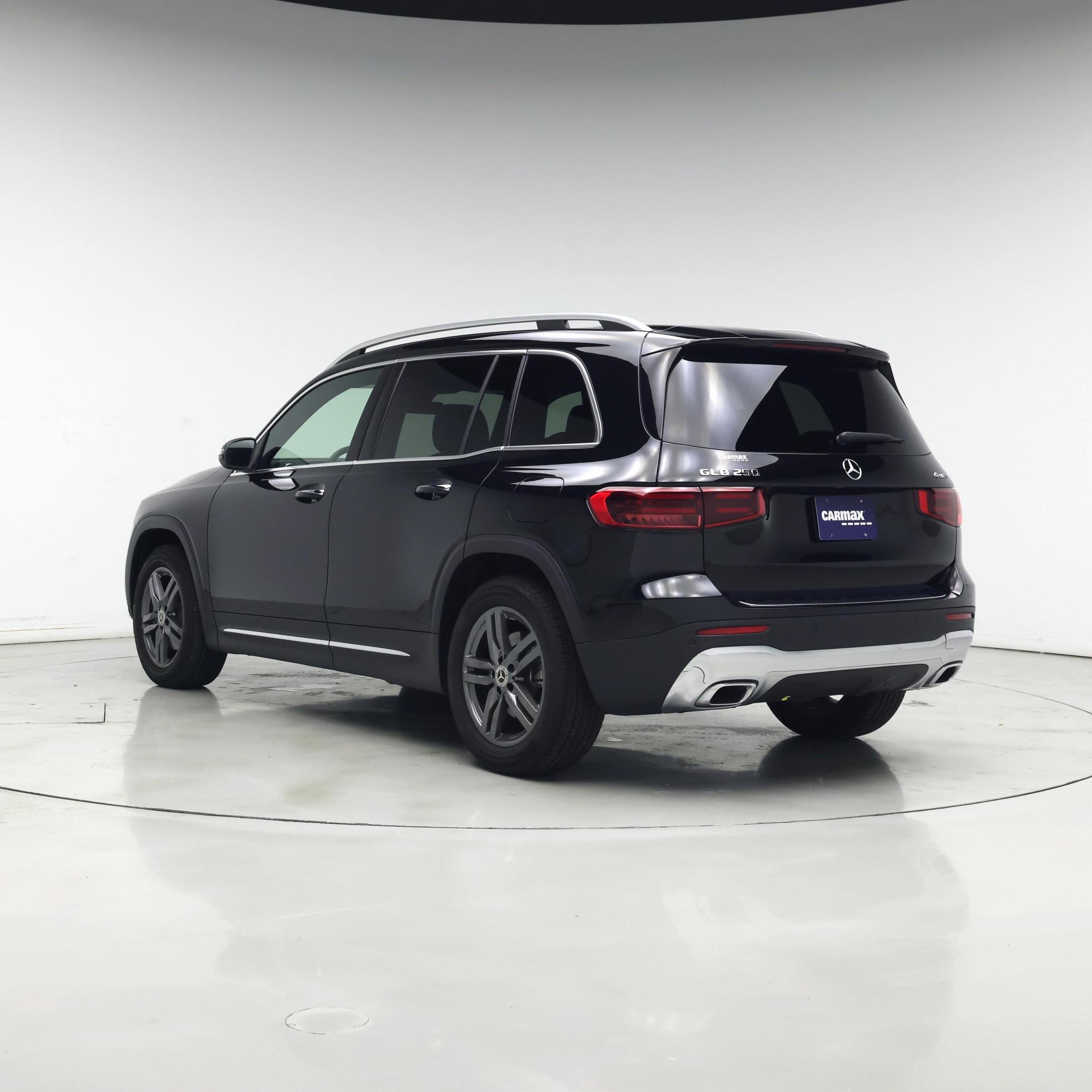 Thumbnail: 2024 Mercedes-Benz GLB - 2