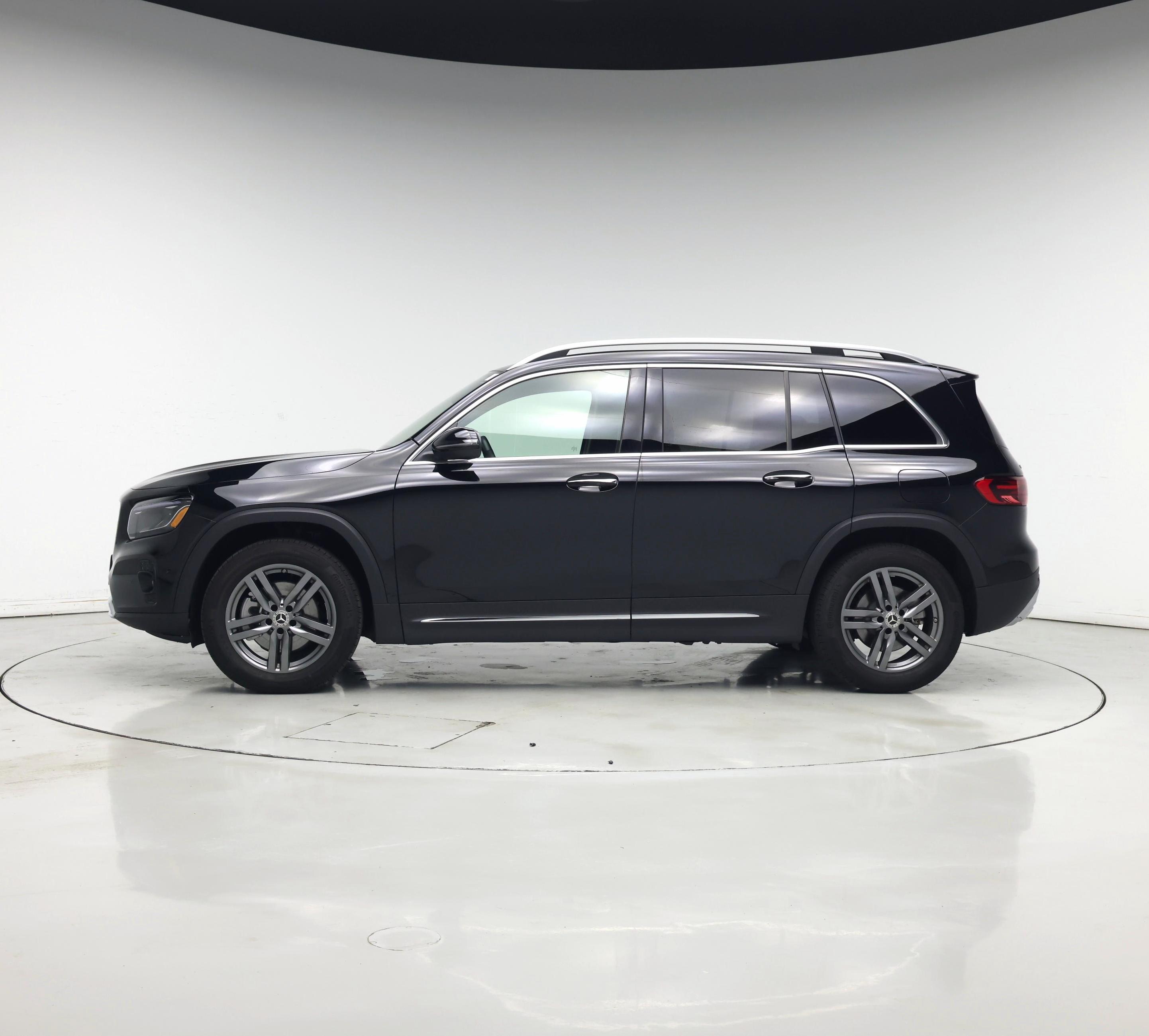 Thumbnail: 2024 Mercedes-Benz GLB - 3