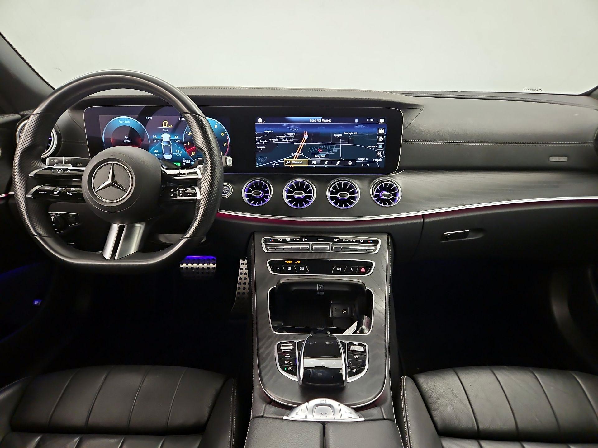 Thumbnail: 2022 Mercedes-Benz E-Class - 9