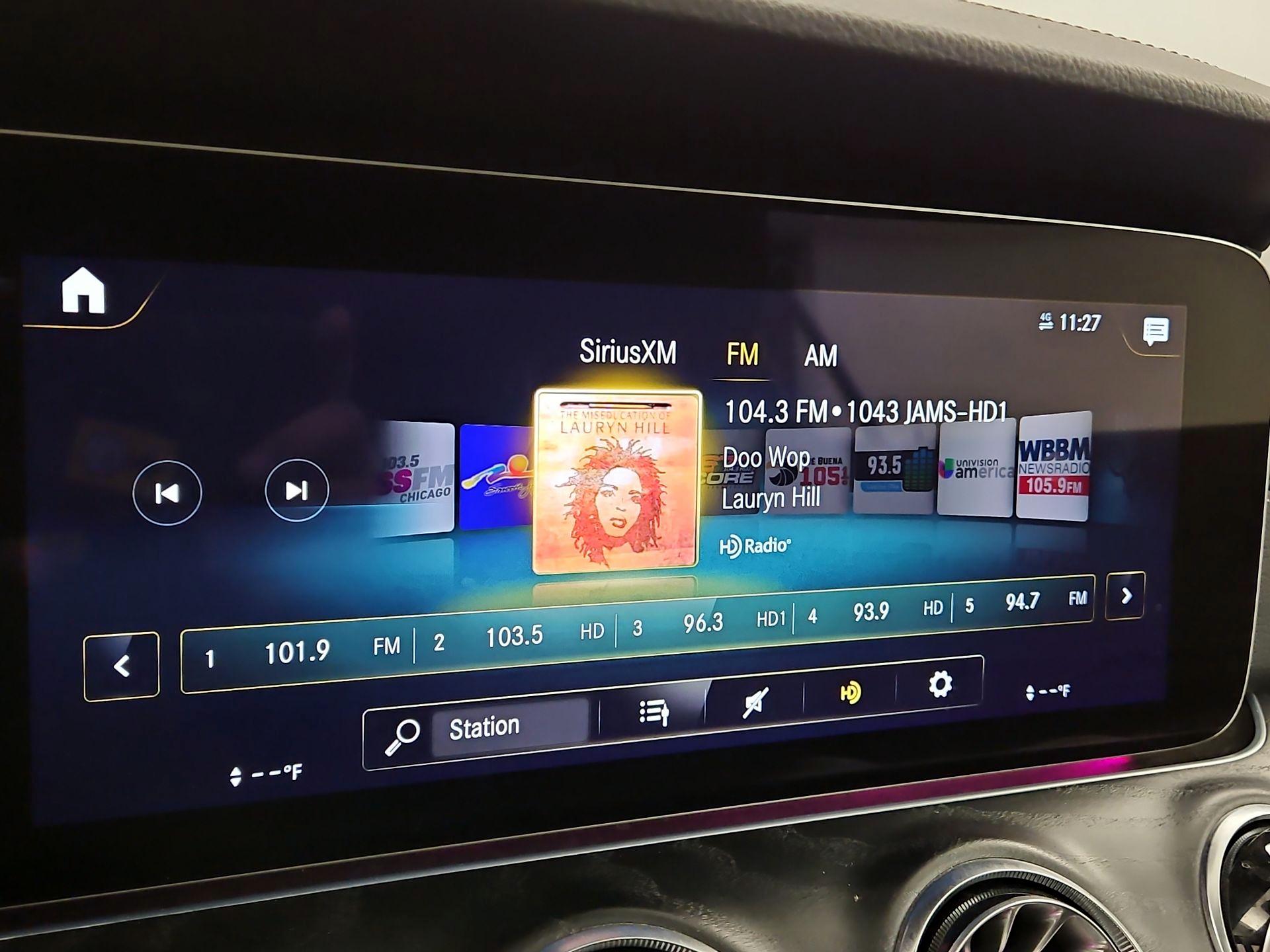 Thumbnail: 2022 Mercedes-Benz E-Class - 16