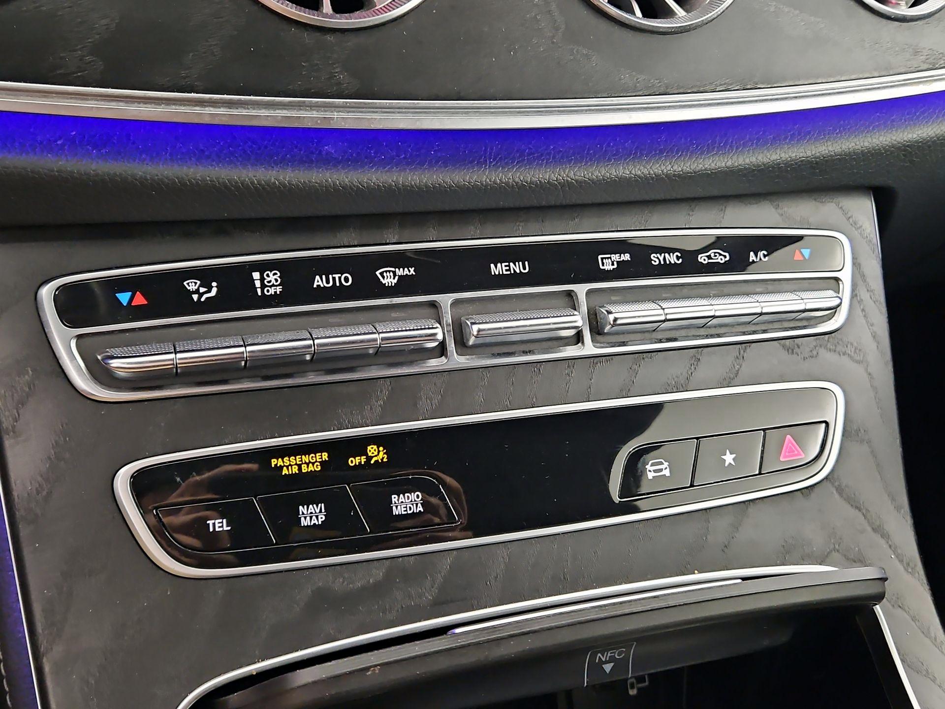 Thumbnail: 2022 Mercedes-Benz E-Class - 17