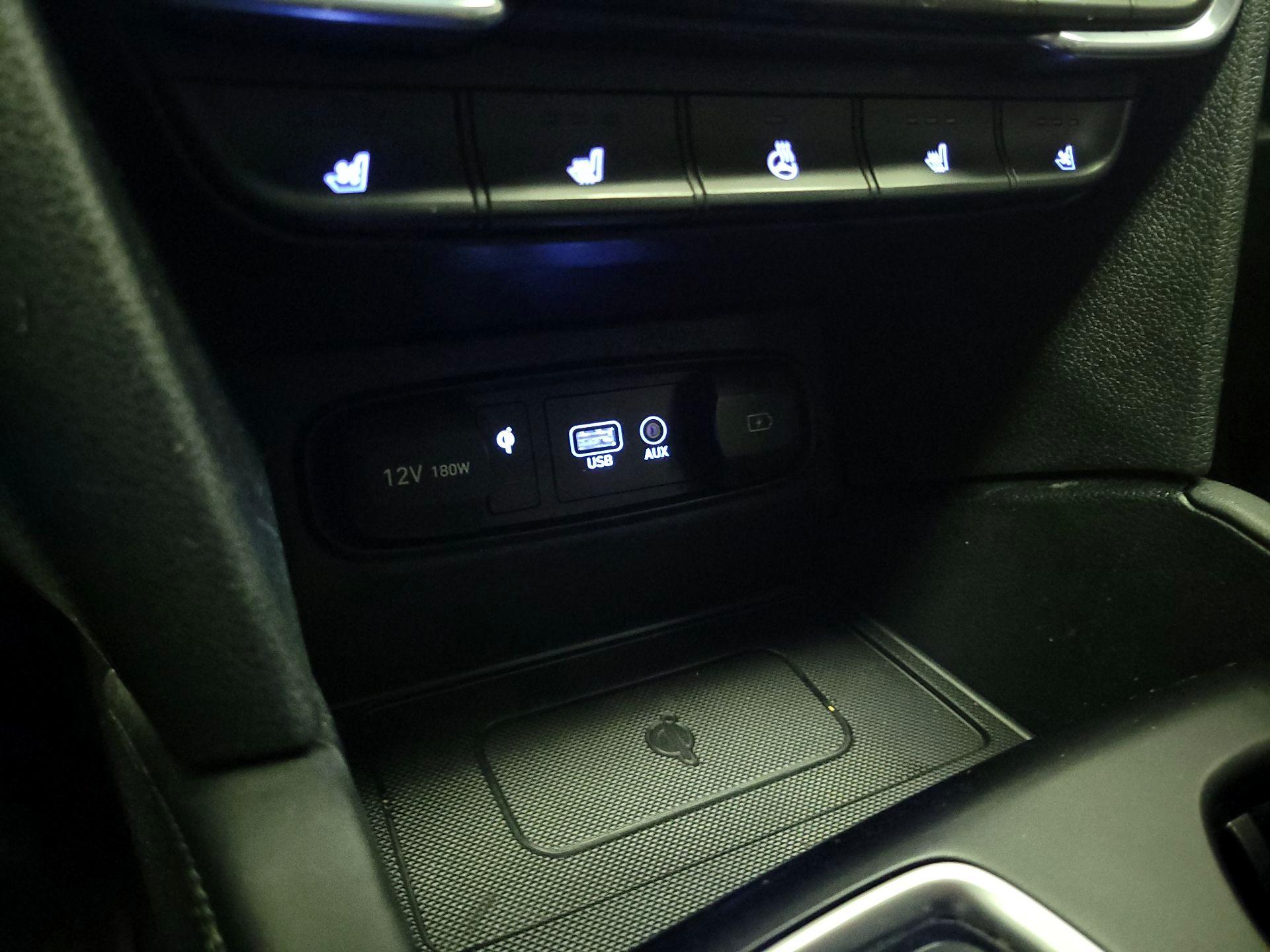 Thumbnail: 2020 Hyundai Santa Fe - 19