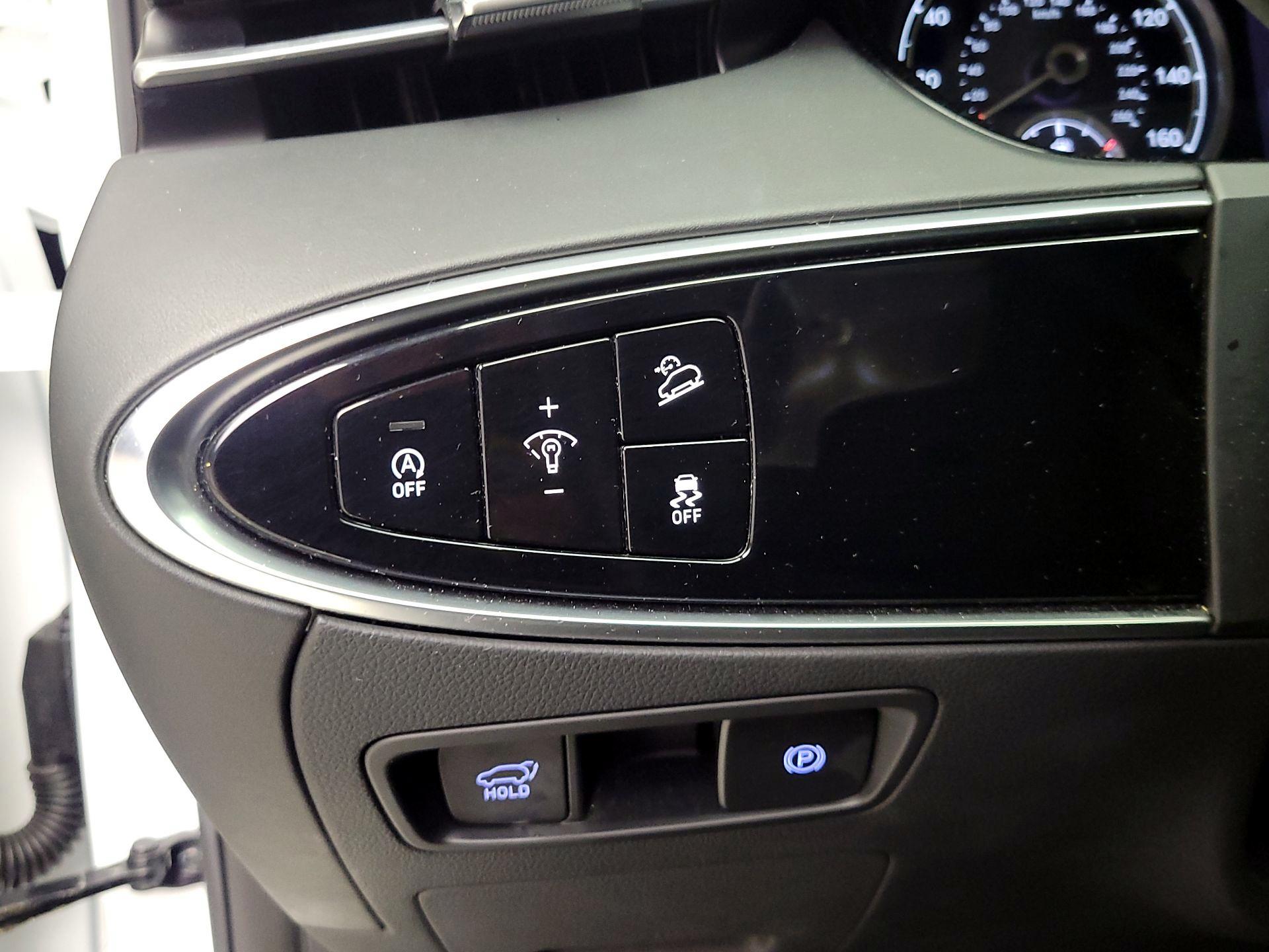 Thumbnail: 2024 Genesis GV70 - 13