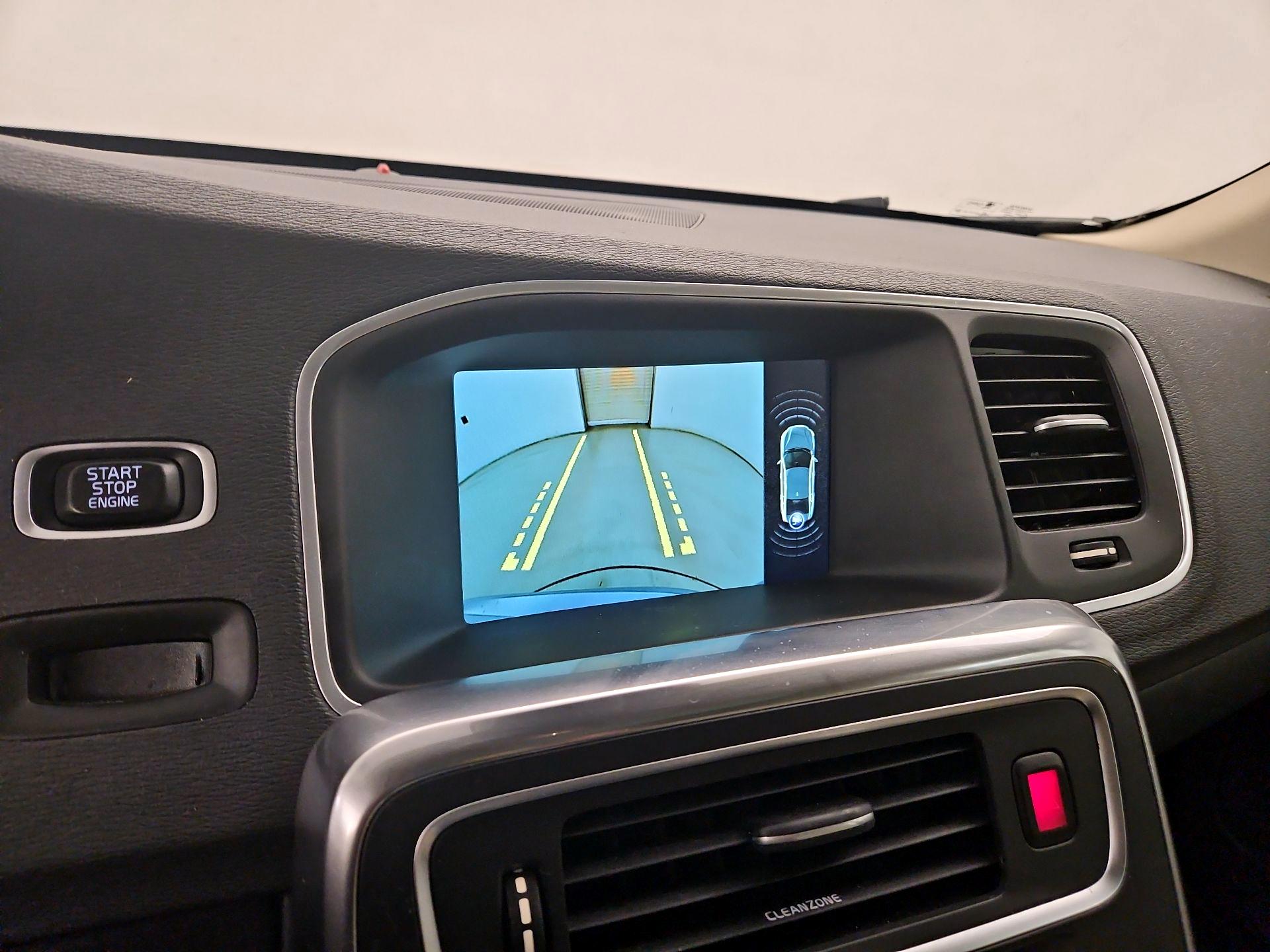 Thumbnail: 2017 Volvo S60 - 15