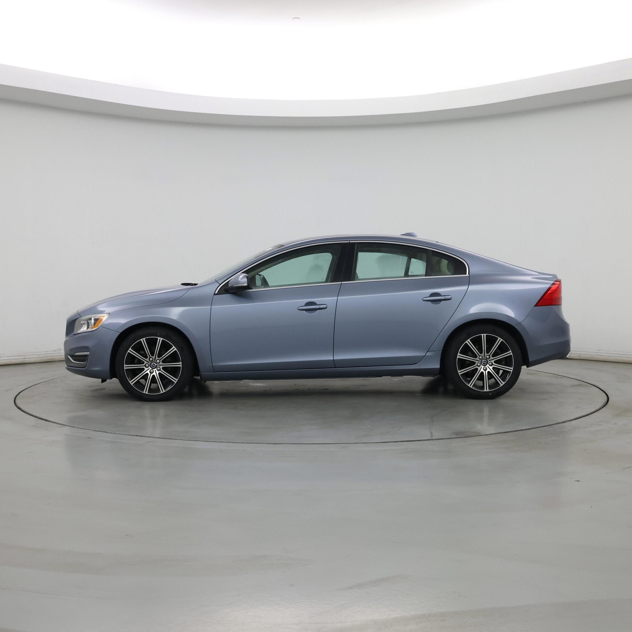 Thumbnail: 2017 Volvo S60 - 3