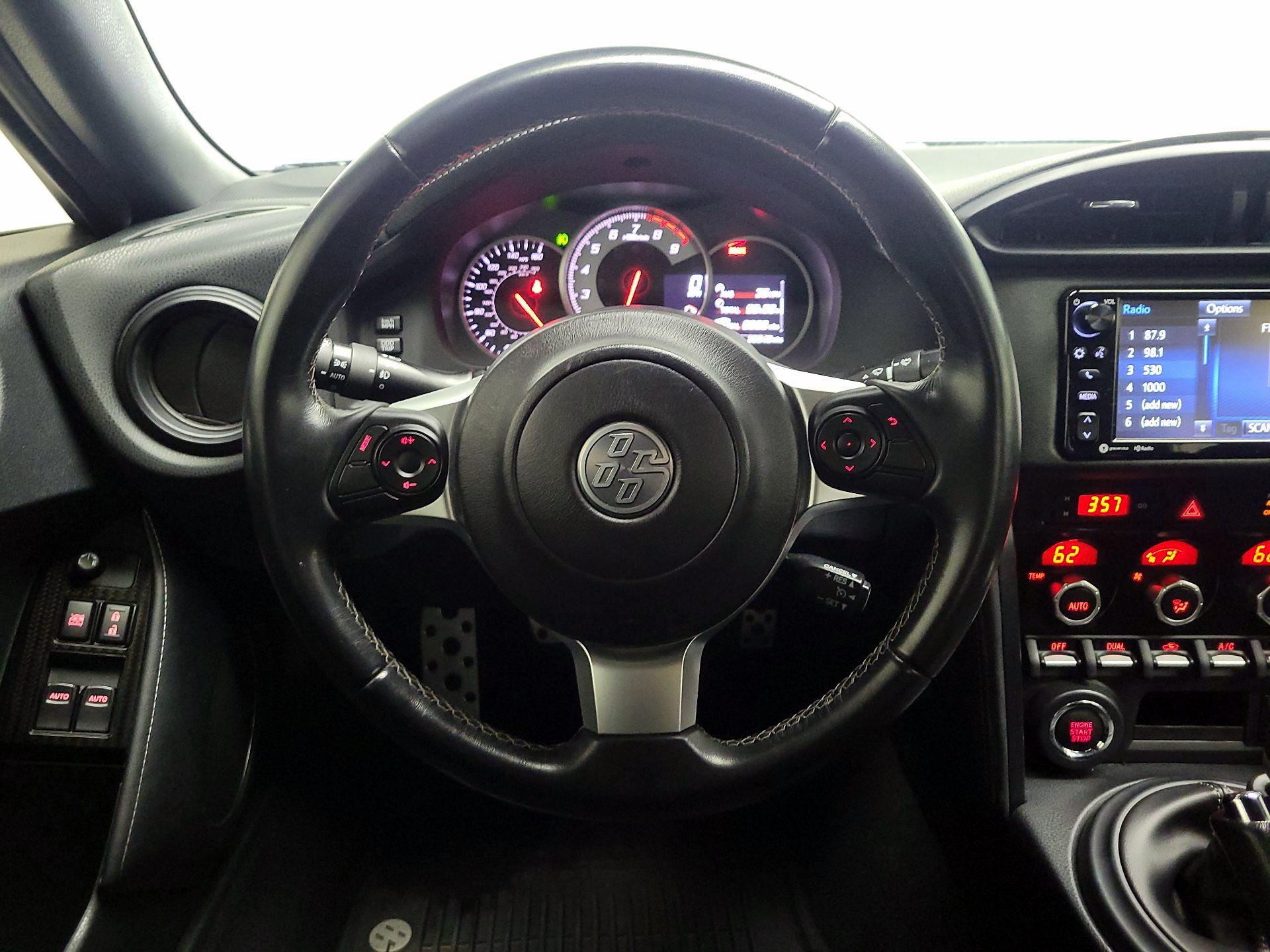 Thumbnail: 2018 Toyota 86 - 10