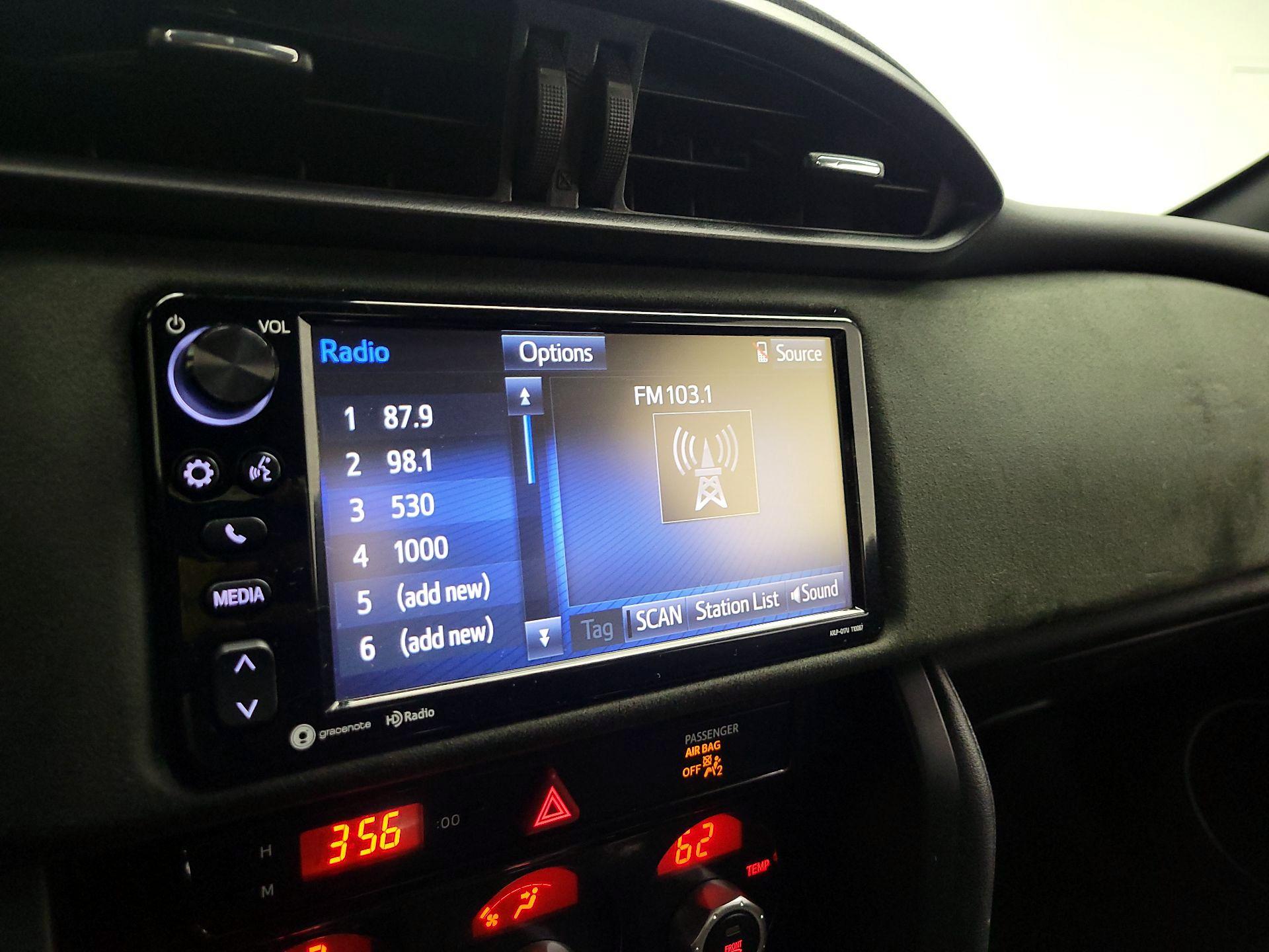 Thumbnail: 2018 Toyota 86 - 14