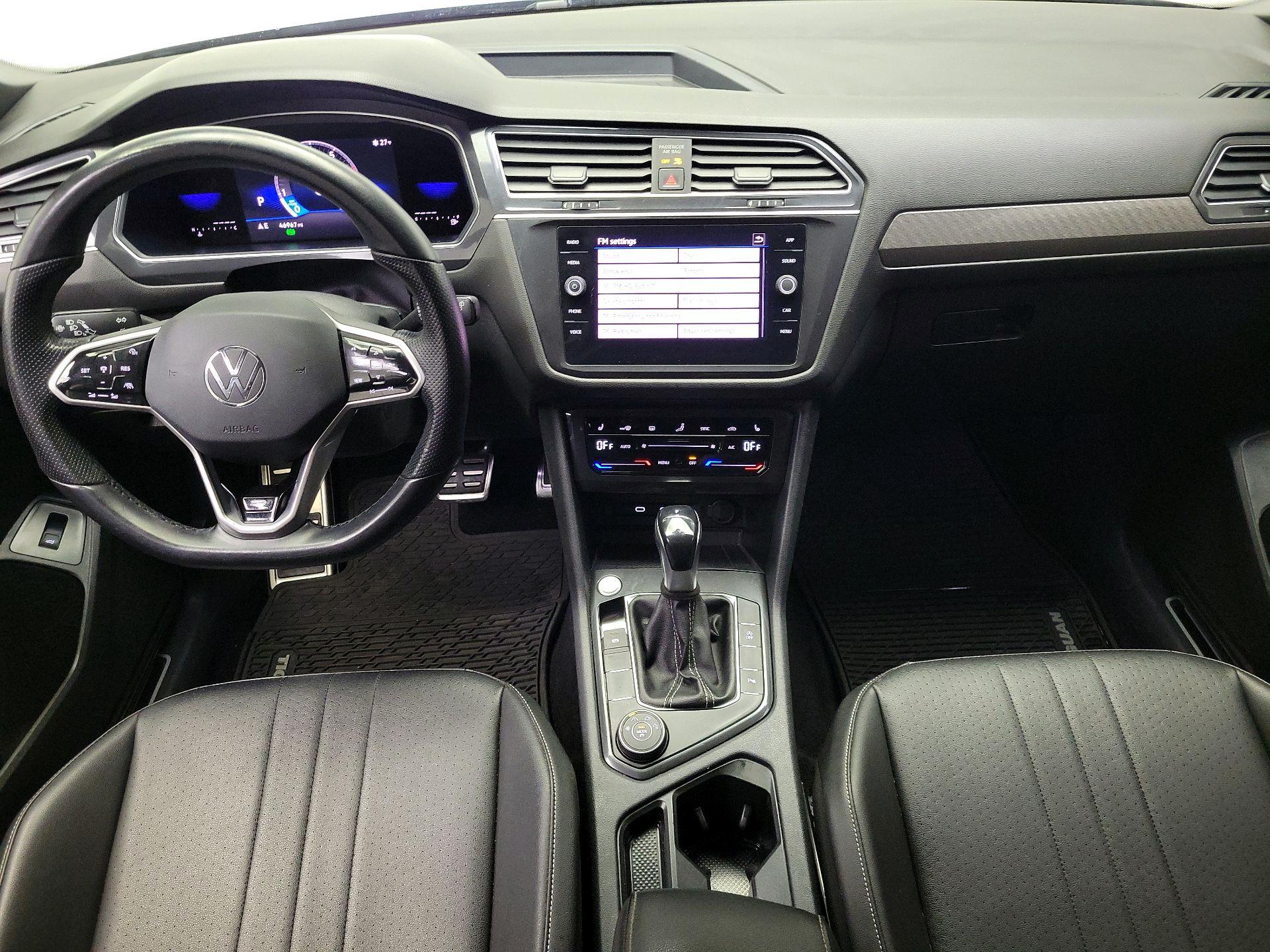 Thumbnail: 2022 Volkswagen Tiguan - 9