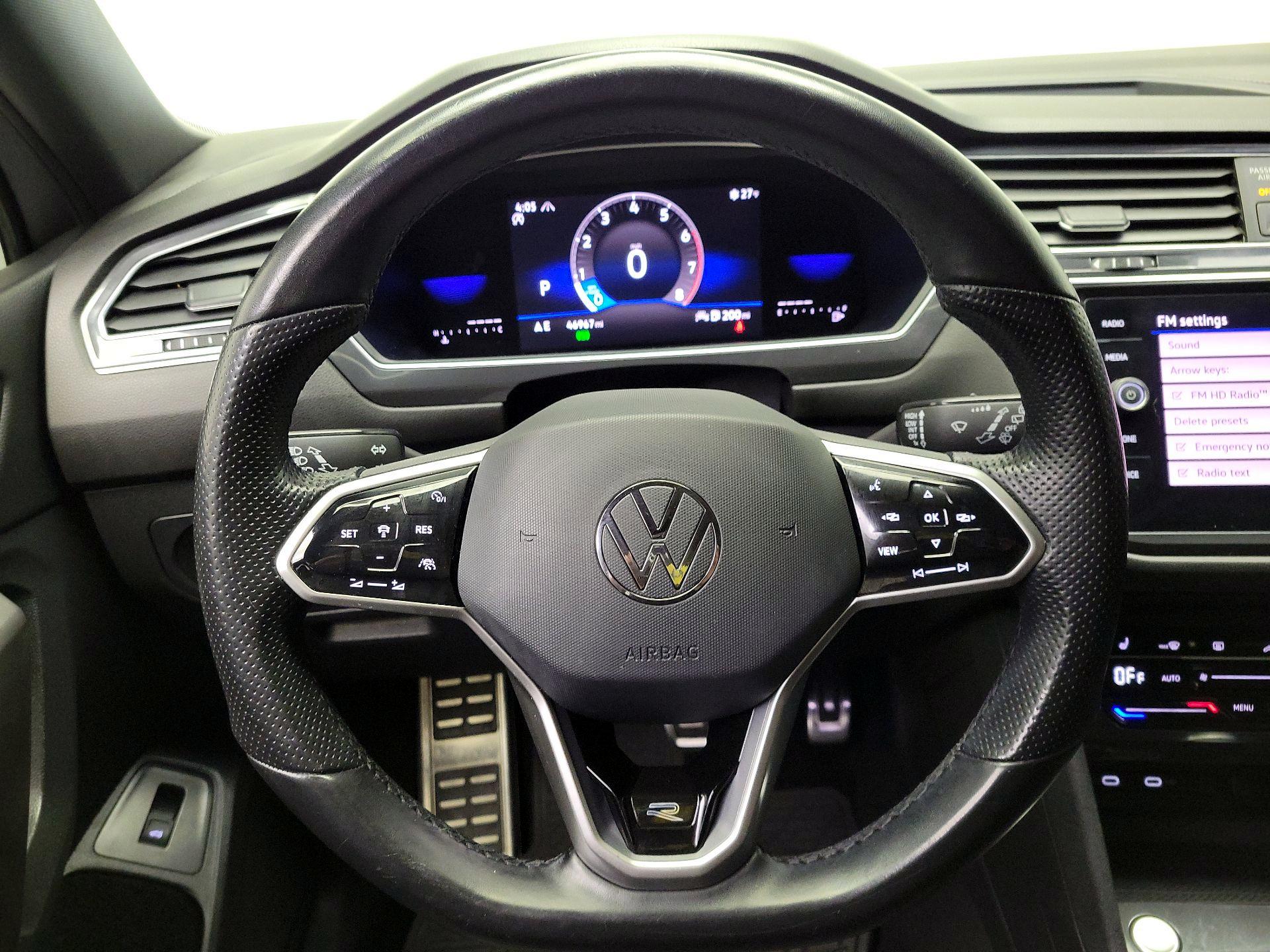 Thumbnail: 2022 Volkswagen Tiguan - 10