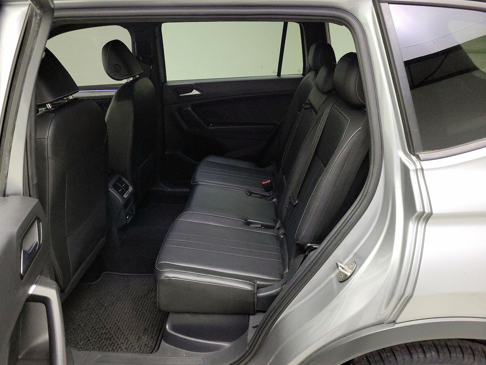 Thumbnail: 2022 Volkswagen Tiguan - 20