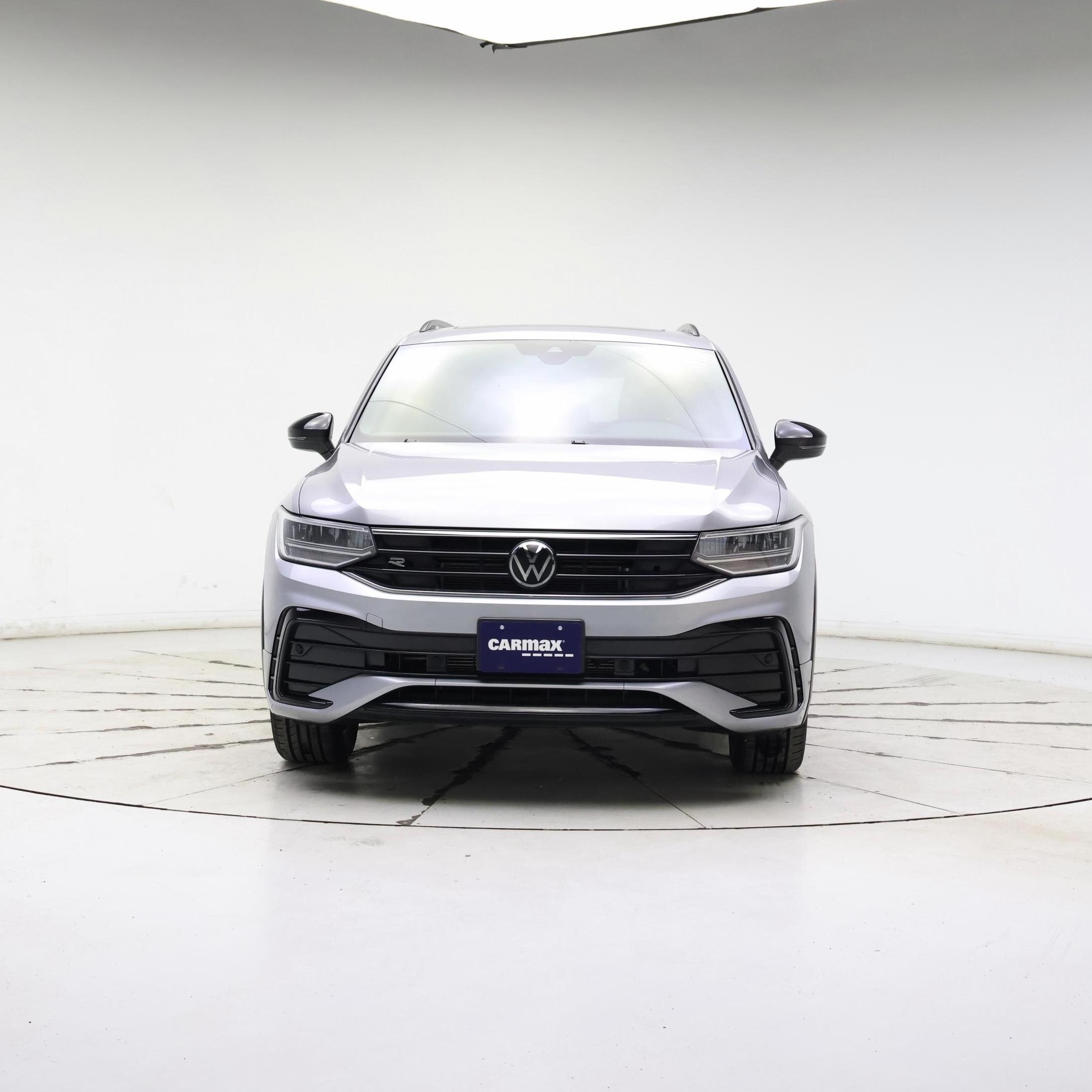 Thumbnail: 2022 Volkswagen Tiguan - 5